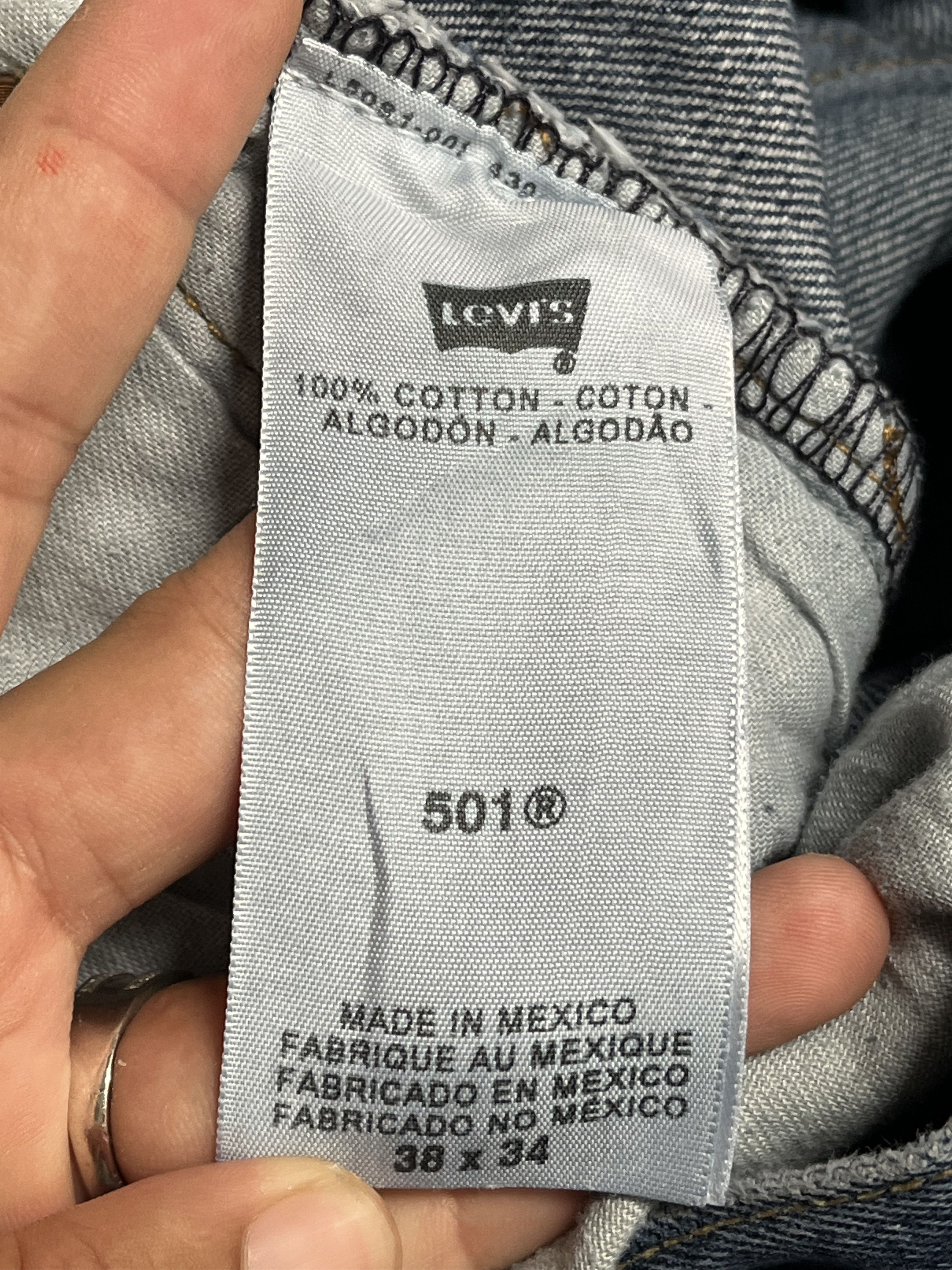 Levi's × Vintage Levis 501 Jean L118 Size US 39 - 12 Thumbnail