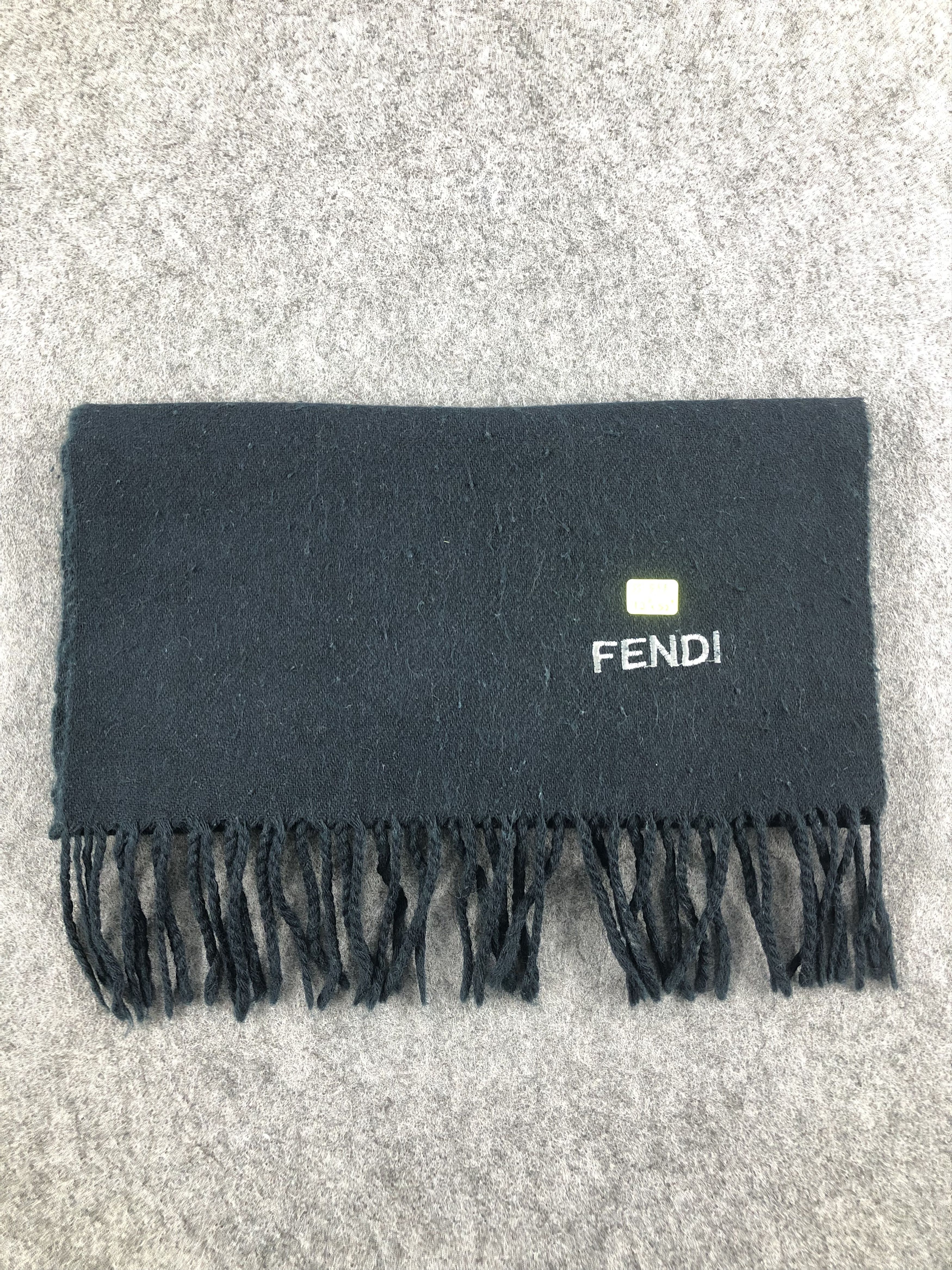 Vintage Fendi Scarf / Muffler / Neckwear Size ONE SIZE - 7 Thumbnail