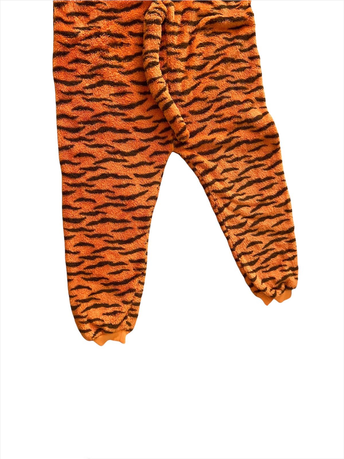 Anime × Disney Rare Jumpsuit Motif Tiger Nice designer Size US 40 / EU 56 - 6 Thumbnail