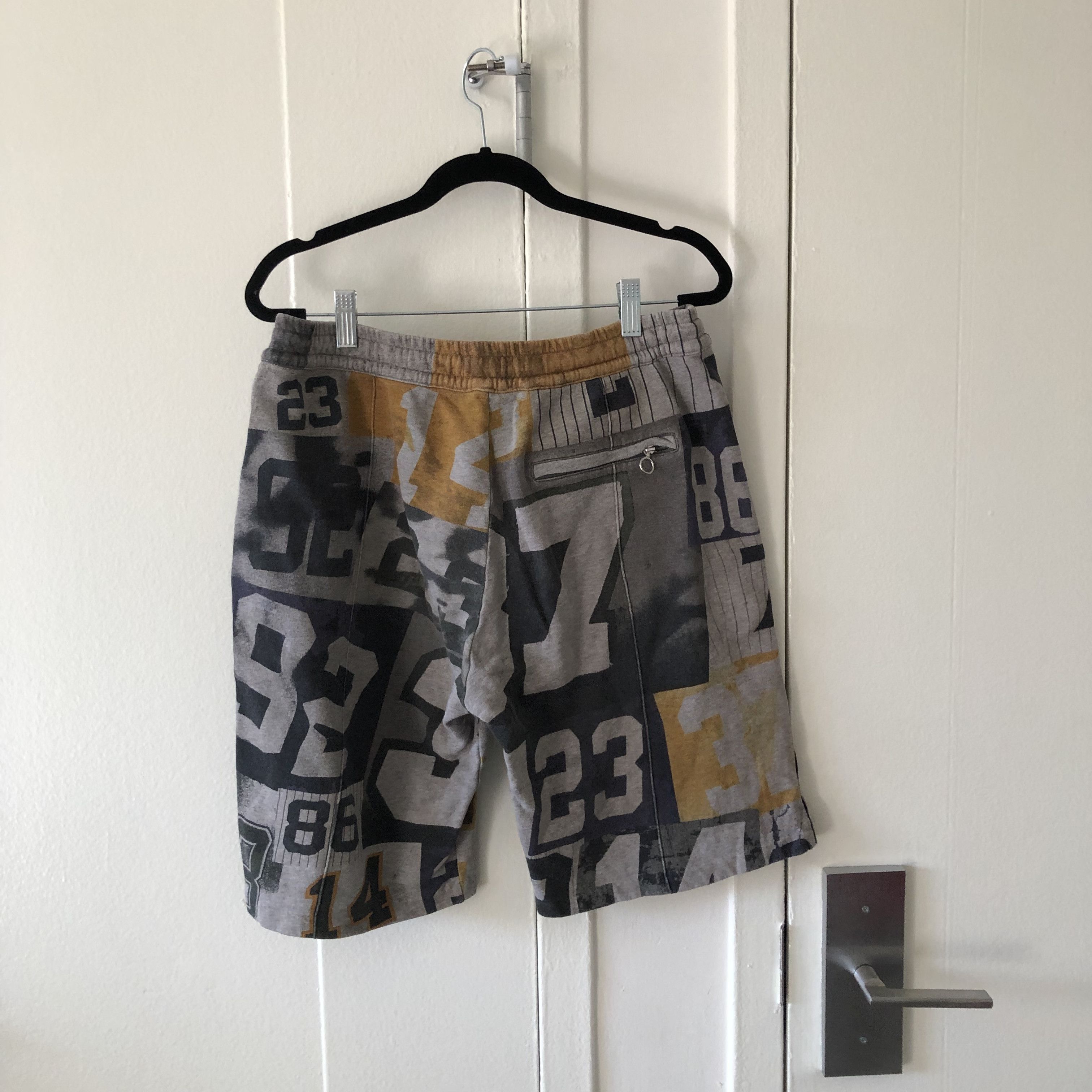Acne Studios Acne Studios Fleau Number Shorts Size US 30 / EU 46 - 2 Thumbnail