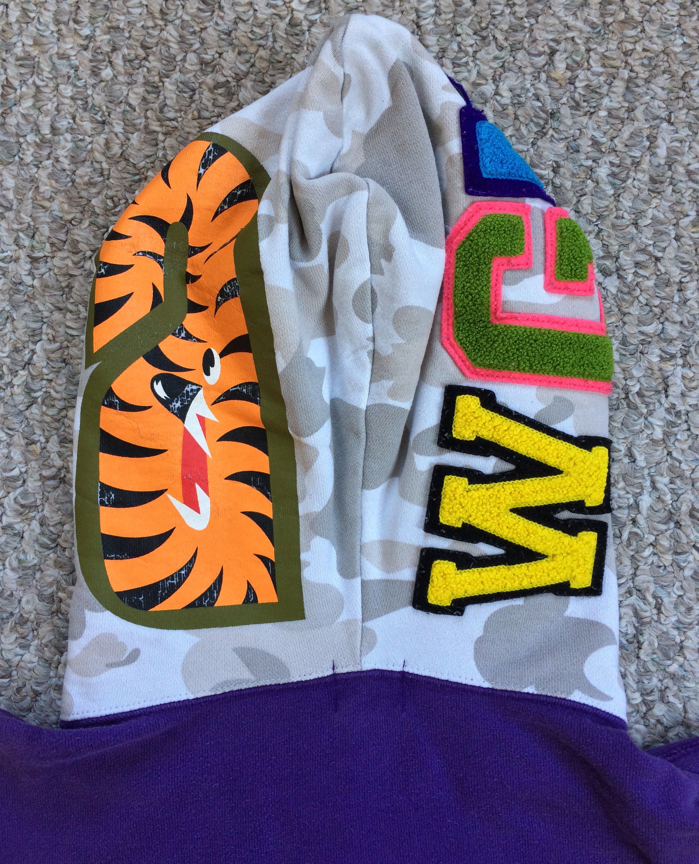 Bape S/S 2006 Bape Purple Camo Shark Hoodie Size US M / EU 48-50 / 2 - 9 Thumbnail
