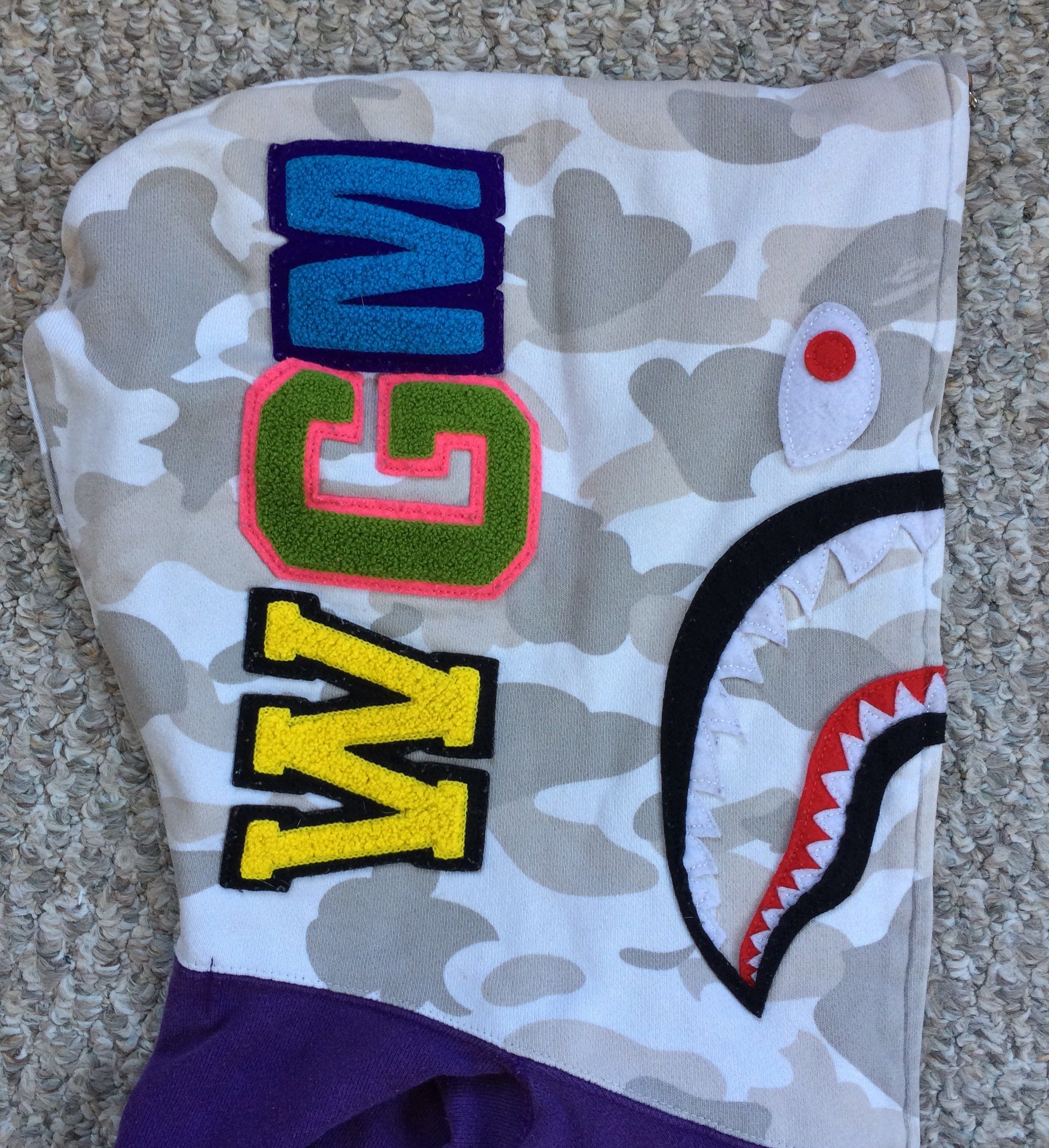 Bape S/S 2006 Bape Purple Camo Shark Hoodie Size US M / EU 48-50 / 2 - 3 Thumbnail