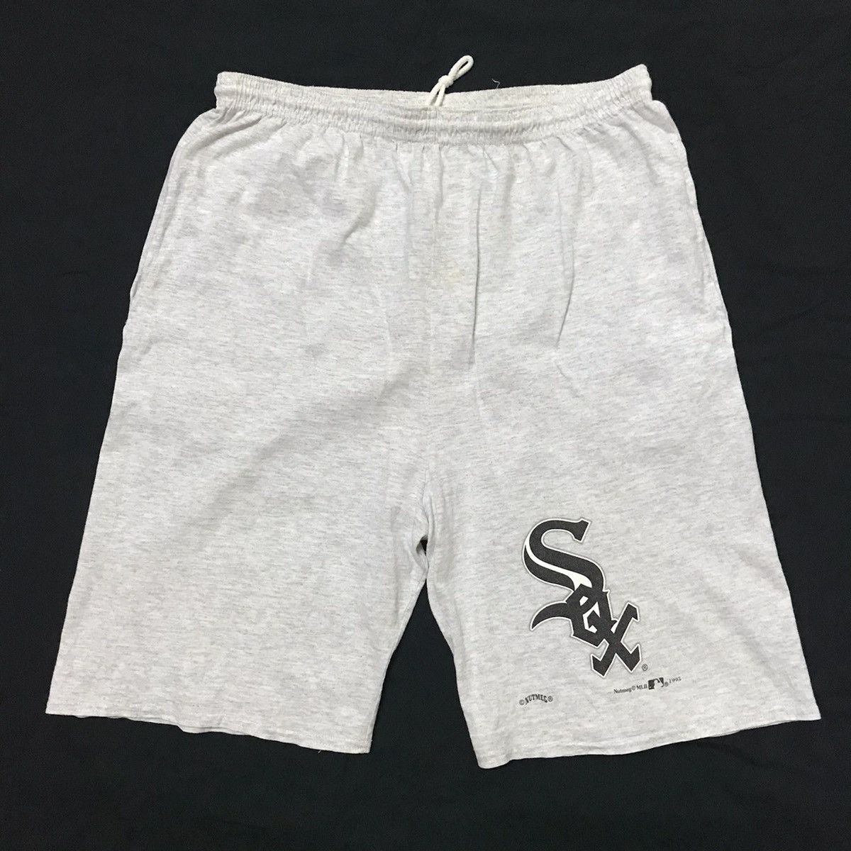 MLB × Nutmeg Vintage 1995 Chicago White Sox Cotton Shorts Size US 28 / EU 44 - 1 Thumbnail