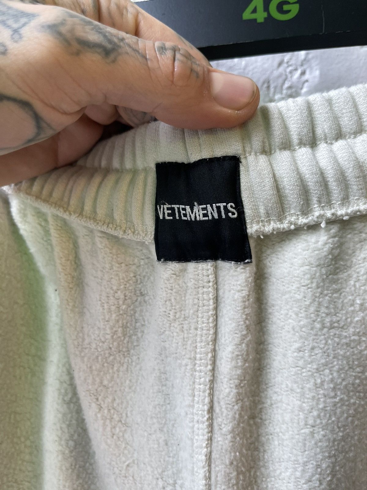Vetements Vetements NEW INSIDE OUT SHORTS WHITE/GREY 31-34 Size US 33 - 2 Thumbnail