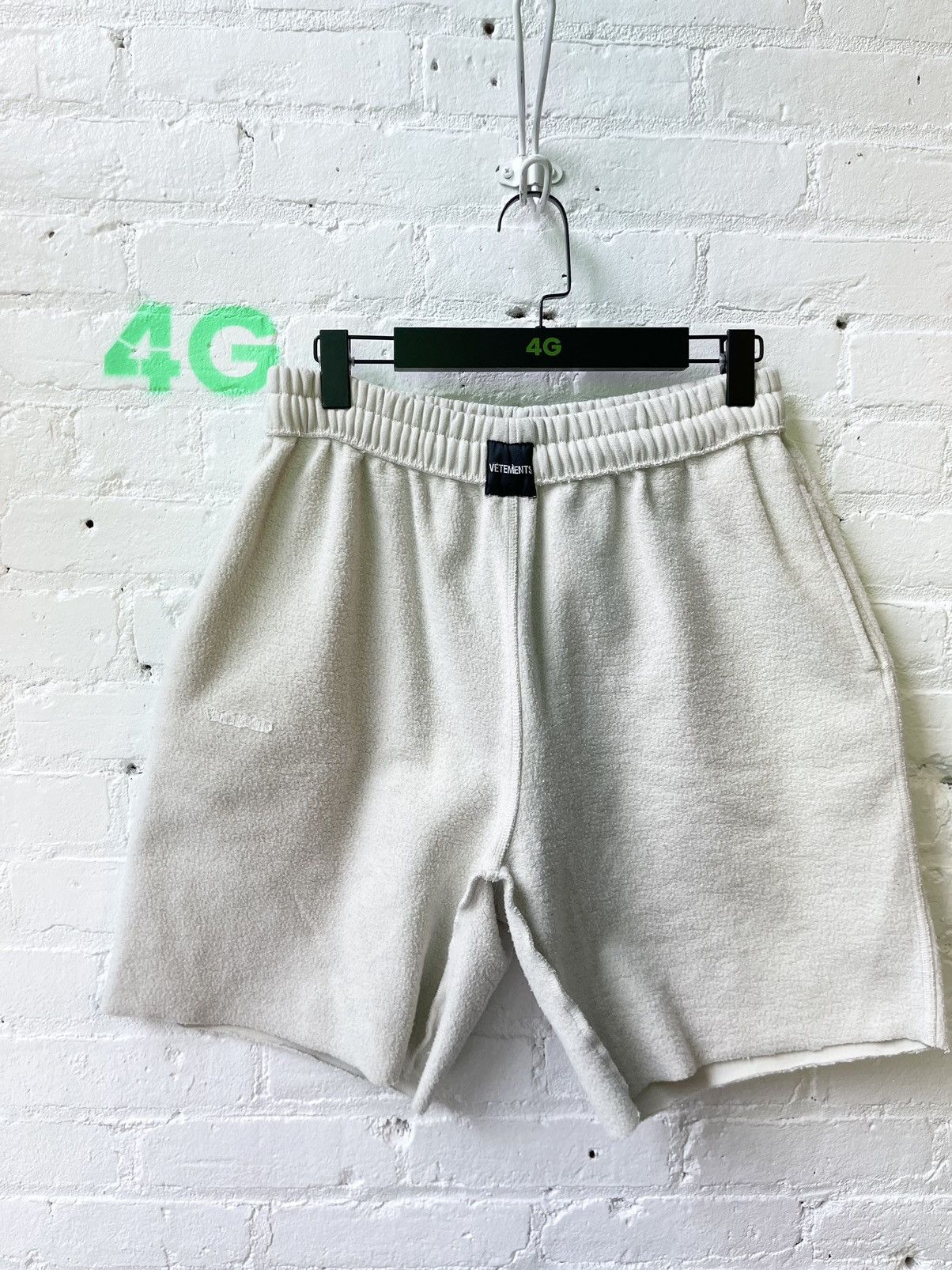 Vetements Vetements NEW INSIDE OUT SHORTS WHITE/GREY 31-34 Size US 33 - 1 Thumbnail