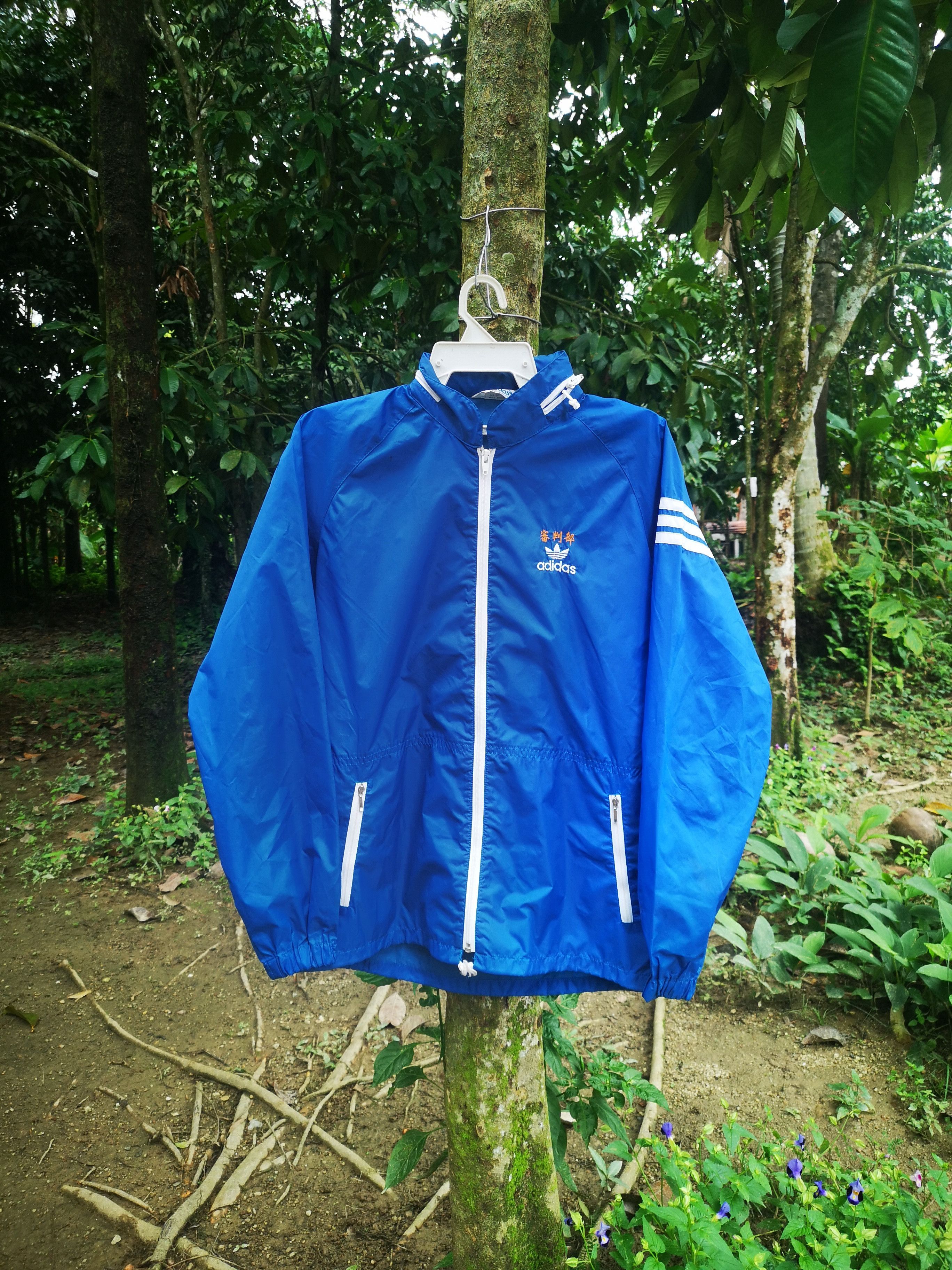 Adidas Vintage Adidas Original Windbreaker Size US L / EU 52-54 / 3 - 1 Thumbnail