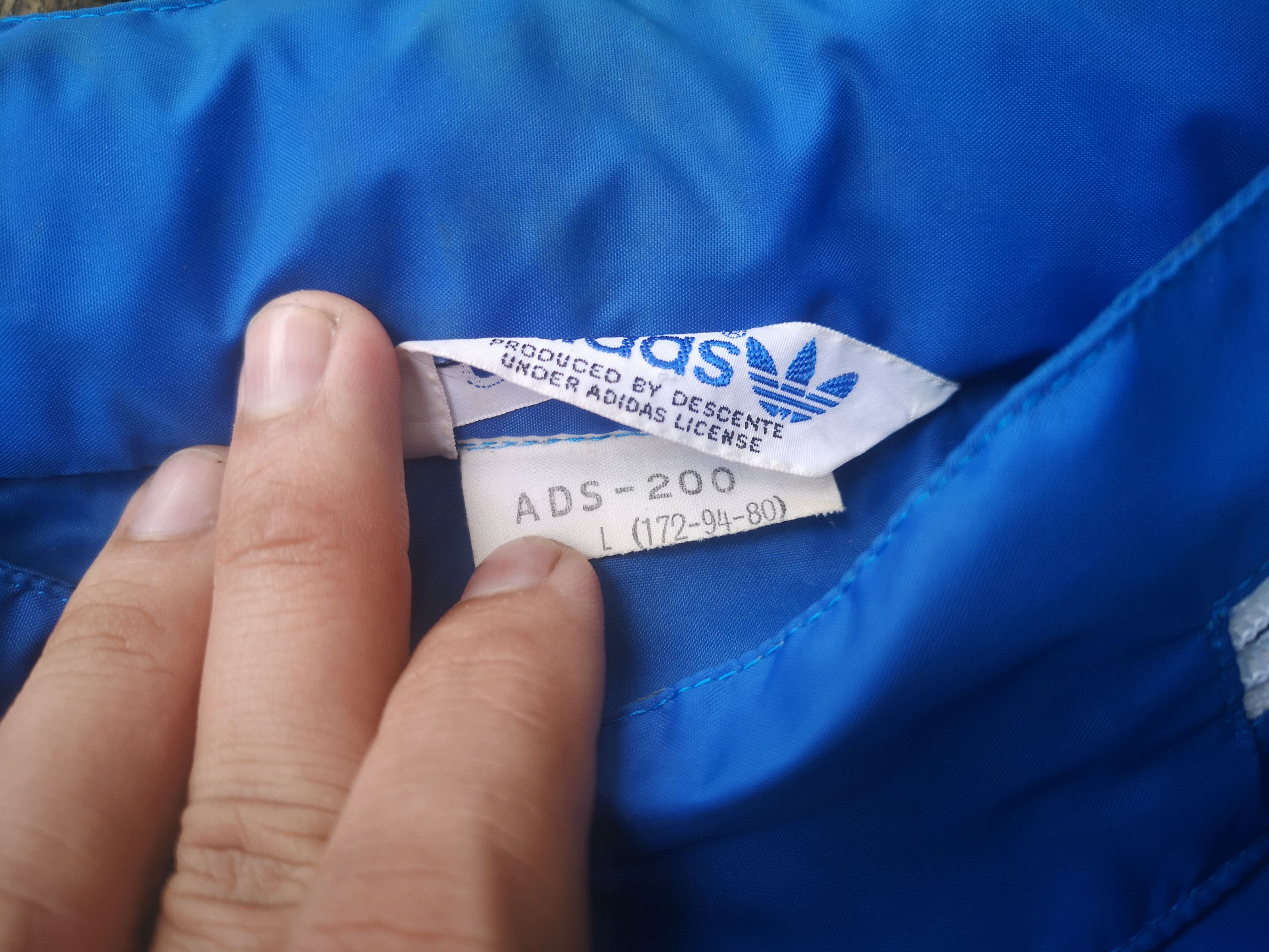 Adidas Vintage Adidas Original Windbreaker Size US L / EU 52-54 / 3 - 7 Thumbnail
