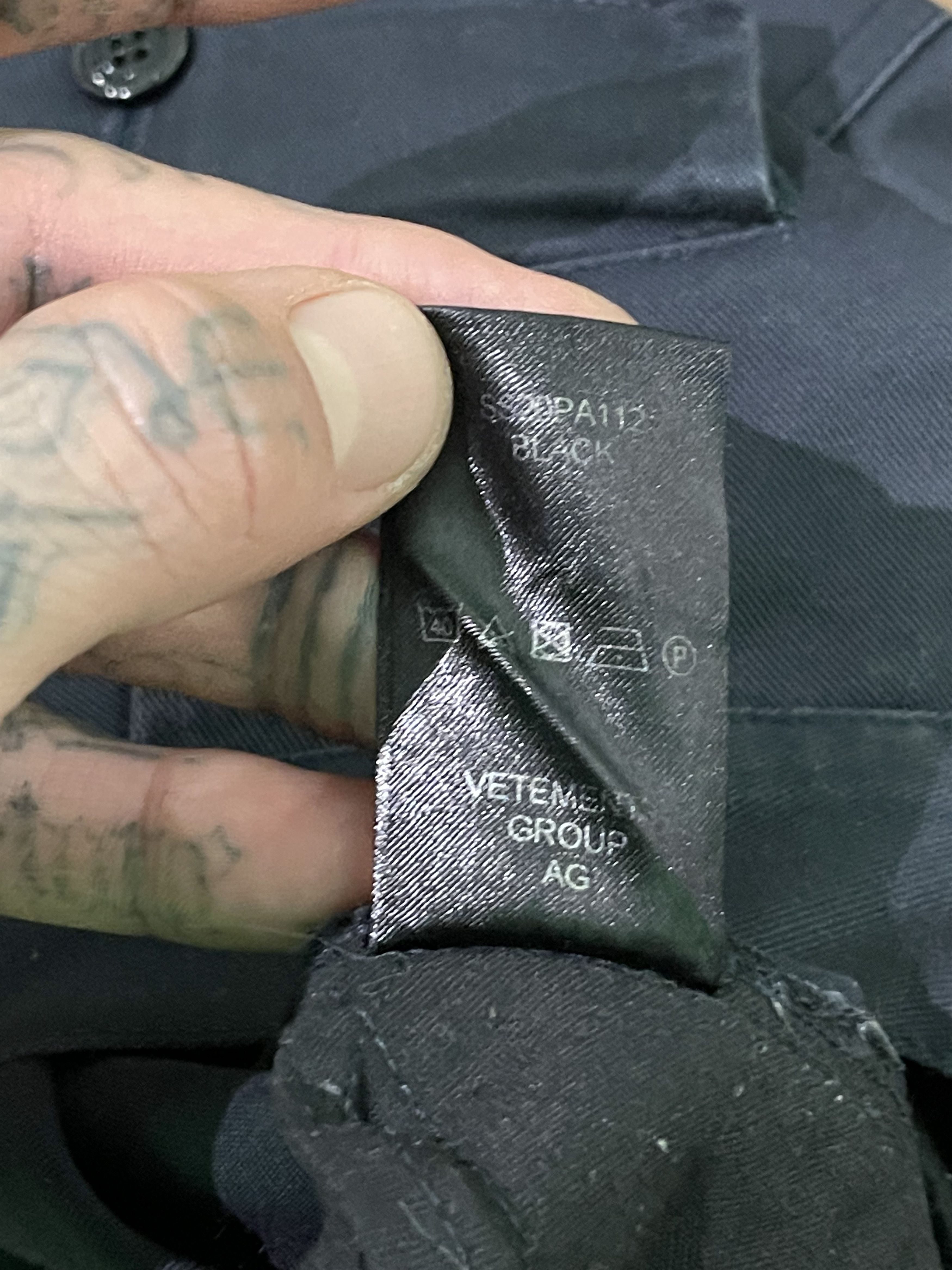 Vetements VETEMENTS OFFICE PANTS LARGE 4Gseller Size US 32 / EU 48 - 17 Thumbnail