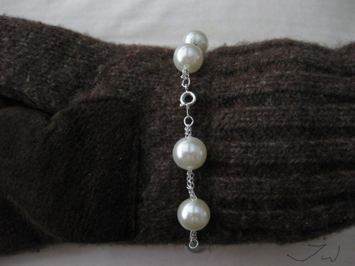 Handmade Freshwater pearl beads chain Bracelet Size ONE SIZE - 5 Thumbnail