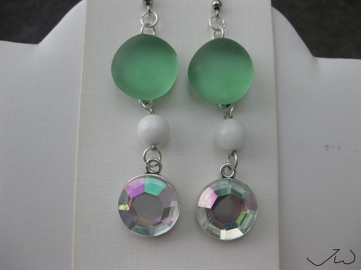 Handmade Green Glass Drop Dangle Earrings With big CZ Size ONE SIZE - 3 Thumbnail