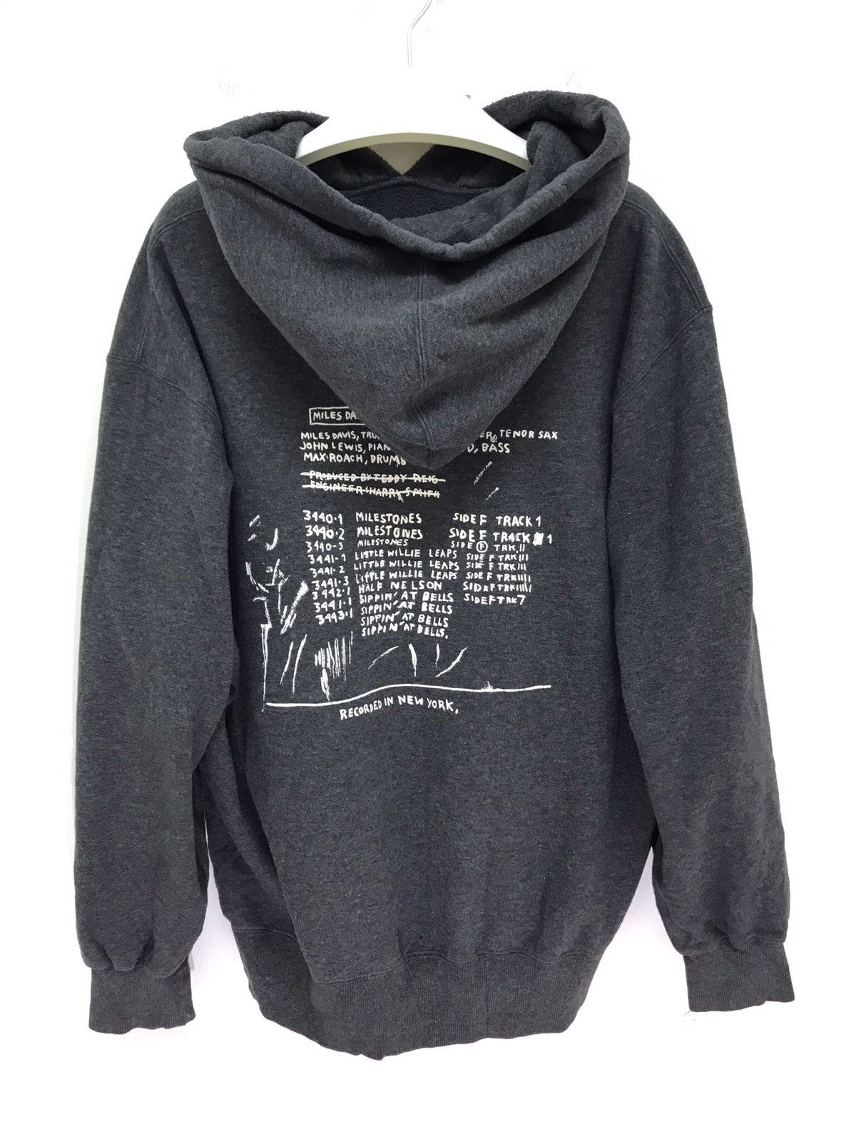 Jean-Michel Basquiat Jean Michel Basquait x Uniglo Hoodie Sweatshirt Pop Art Size US L / EU 52-54 / 3 - 5 Thumbnail