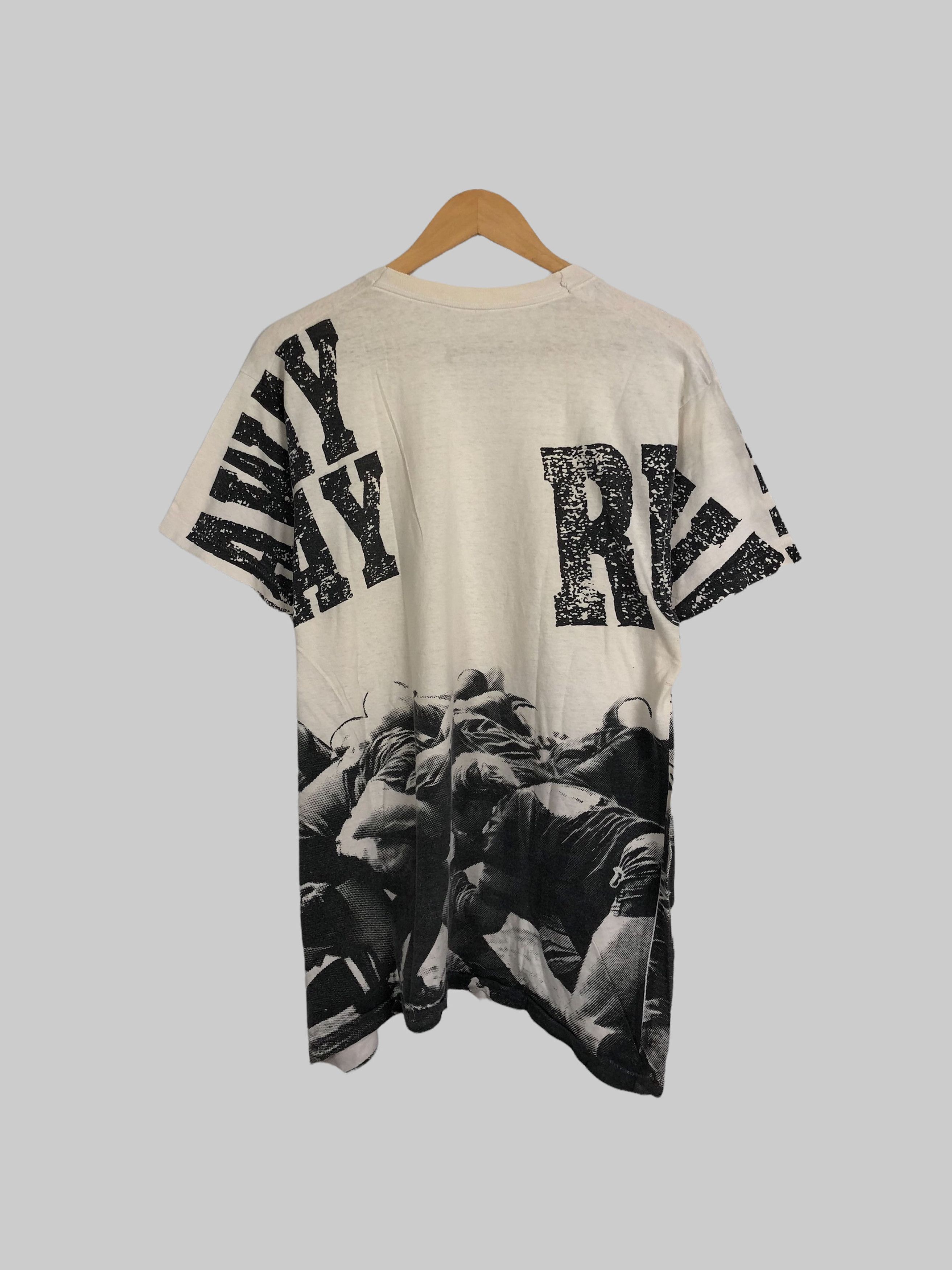 NFL Vintage 90s Taz Tazmanian Devil NFL Charge Runway (Space) Size US L / EU 52-54 / 3 - 2 Thumbnail