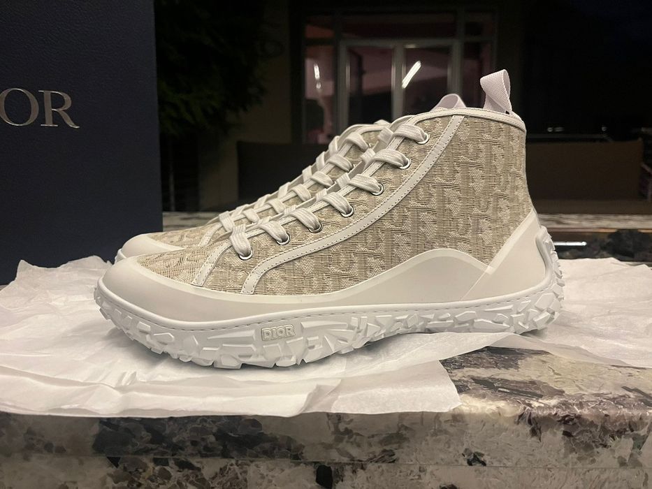 dior sneakers b28