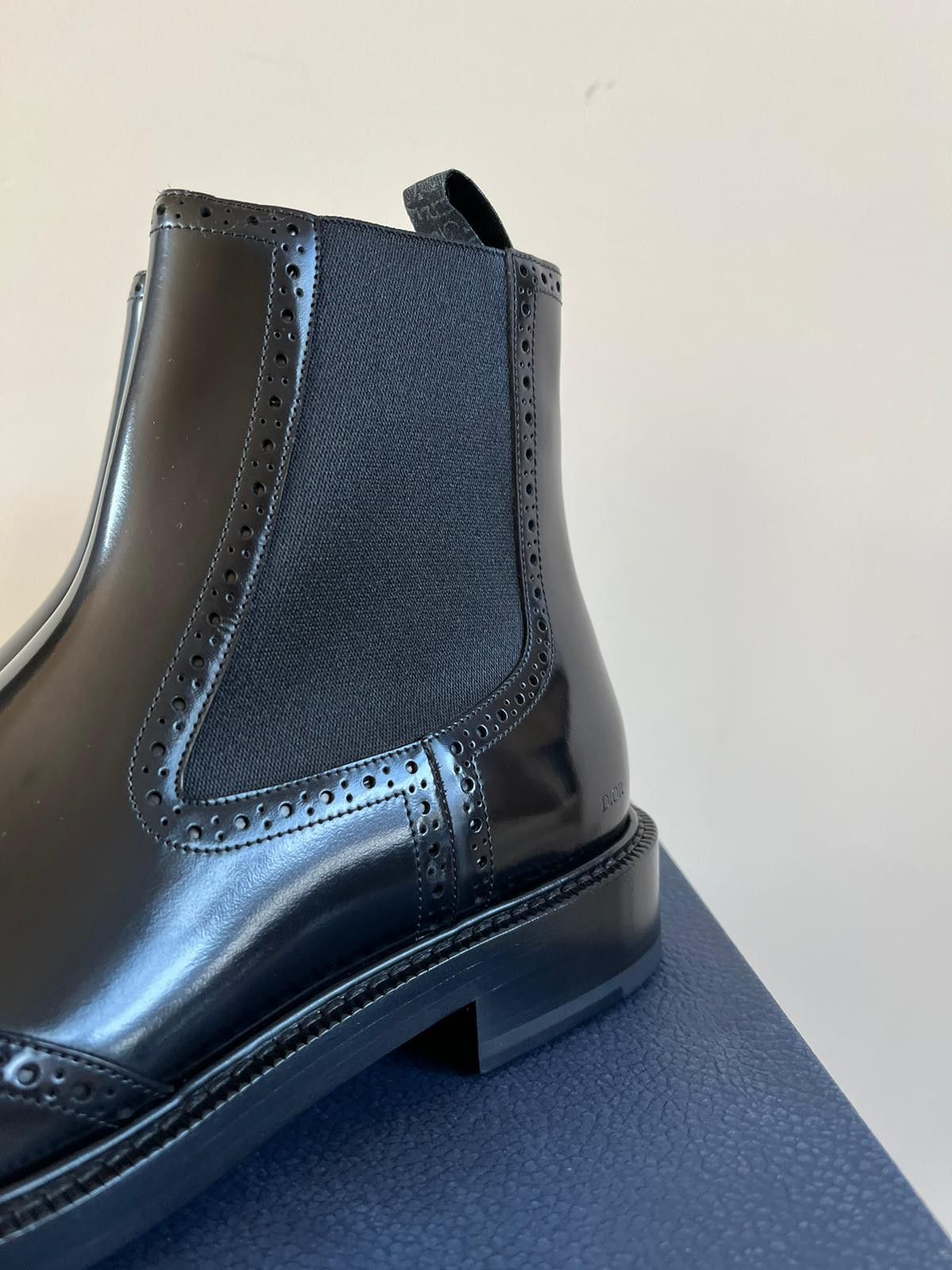 Dior Evidence Chelsea Boot Smooth in Black Size US 9 / EU 42 - 13 Thumbnail
