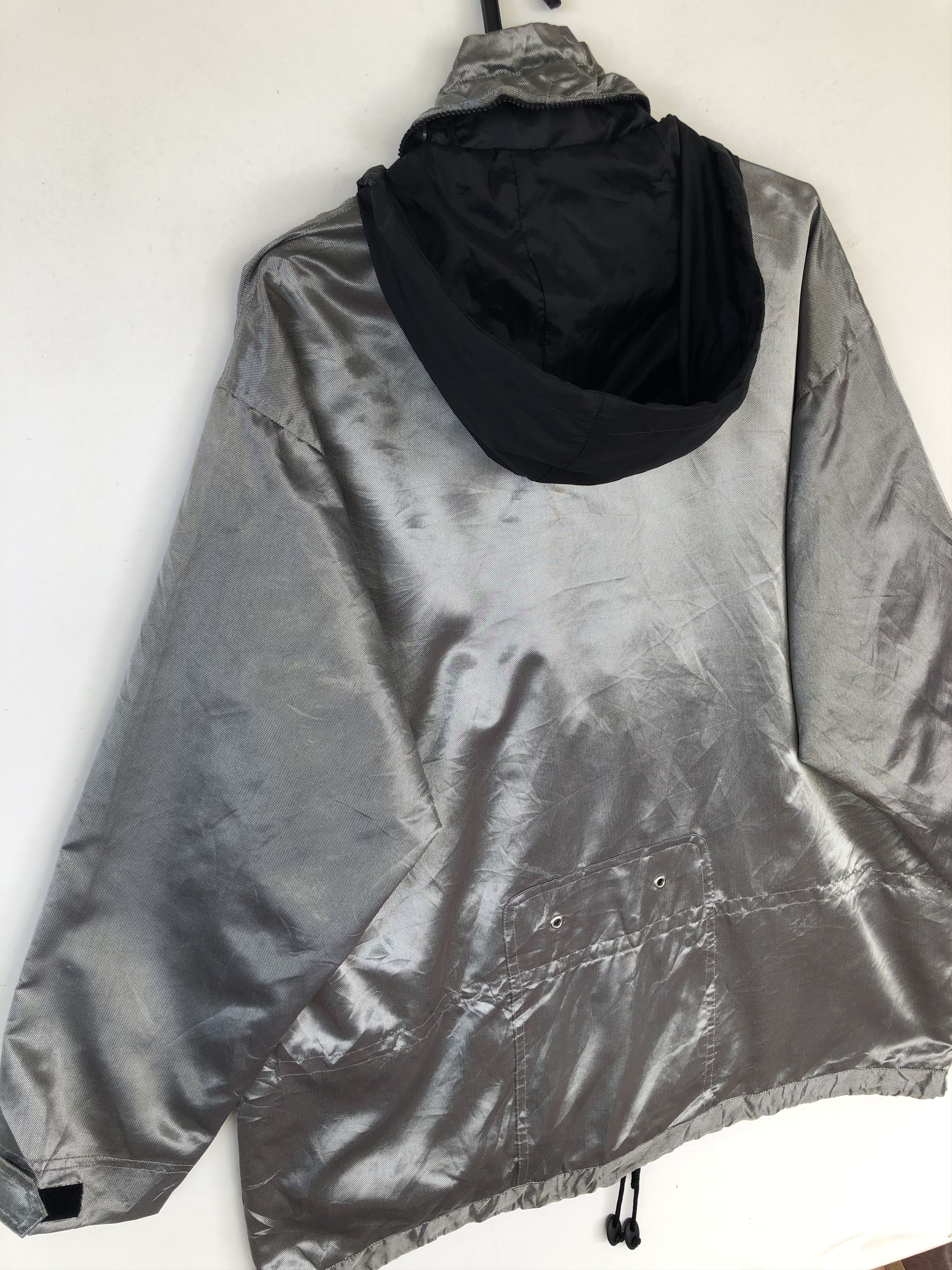 Mercedes-Benz VINTAGE MERCEDES BENZ SILVER JACKET OVERSIZE LOOSE Size US L / EU 52-54 / 3 - 10 Thumbnail