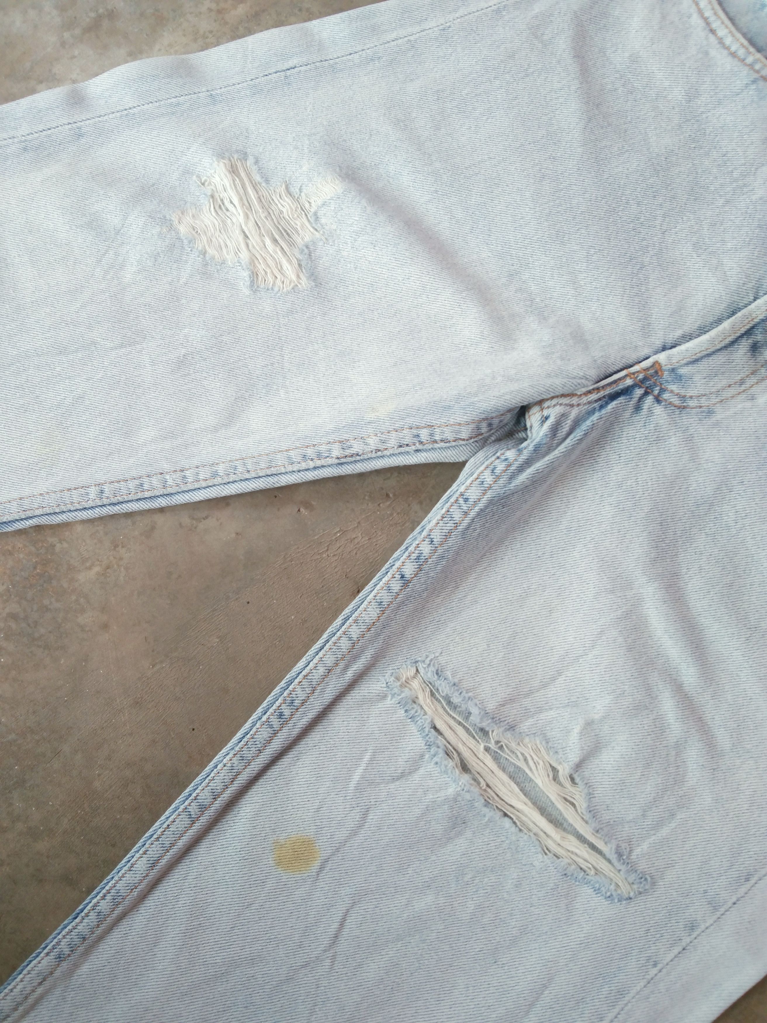 Levi's Vintage Levi's 501 Made In USA Faded Blue Jeans 28x29.5 Size US 28 / EU 44 - 5 Thumbnail