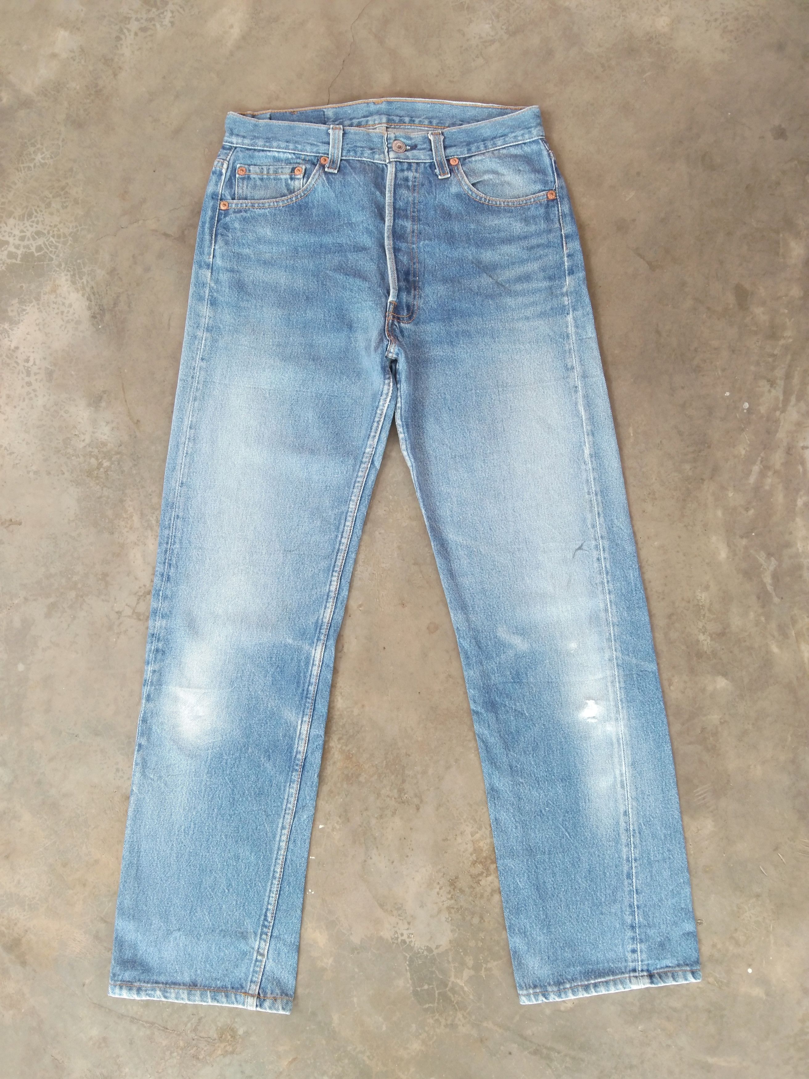 Levi's 90s Vintage Levi's 501 Made In USA Blue Wash Jeans 29x29 Size US 29 - 1 Thumbnail