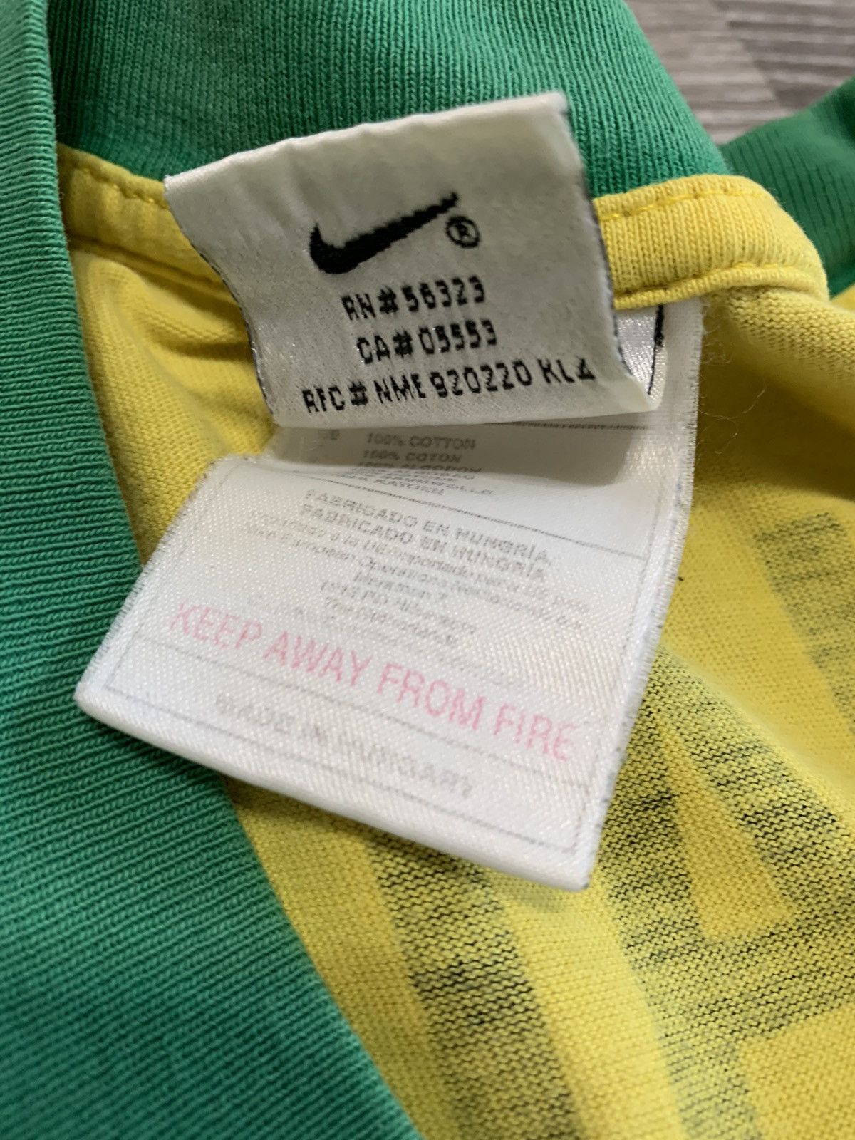 Nike × Vintage Vintage 90s Nike Ronaldo #9 Brazil Size US L / EU 52-54 / 3 - 10 Thumbnail