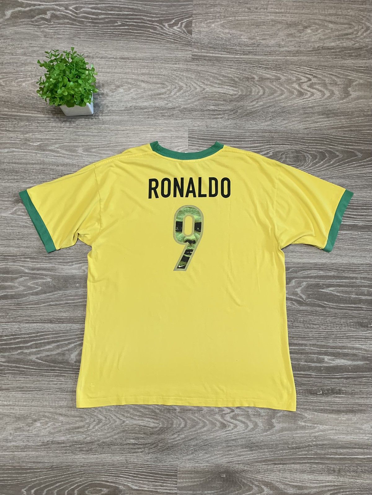 Nike × Vintage Vintage 90s Nike Ronaldo #9 Brazil Size US L / EU 52-54 / 3 - 1 Thumbnail
