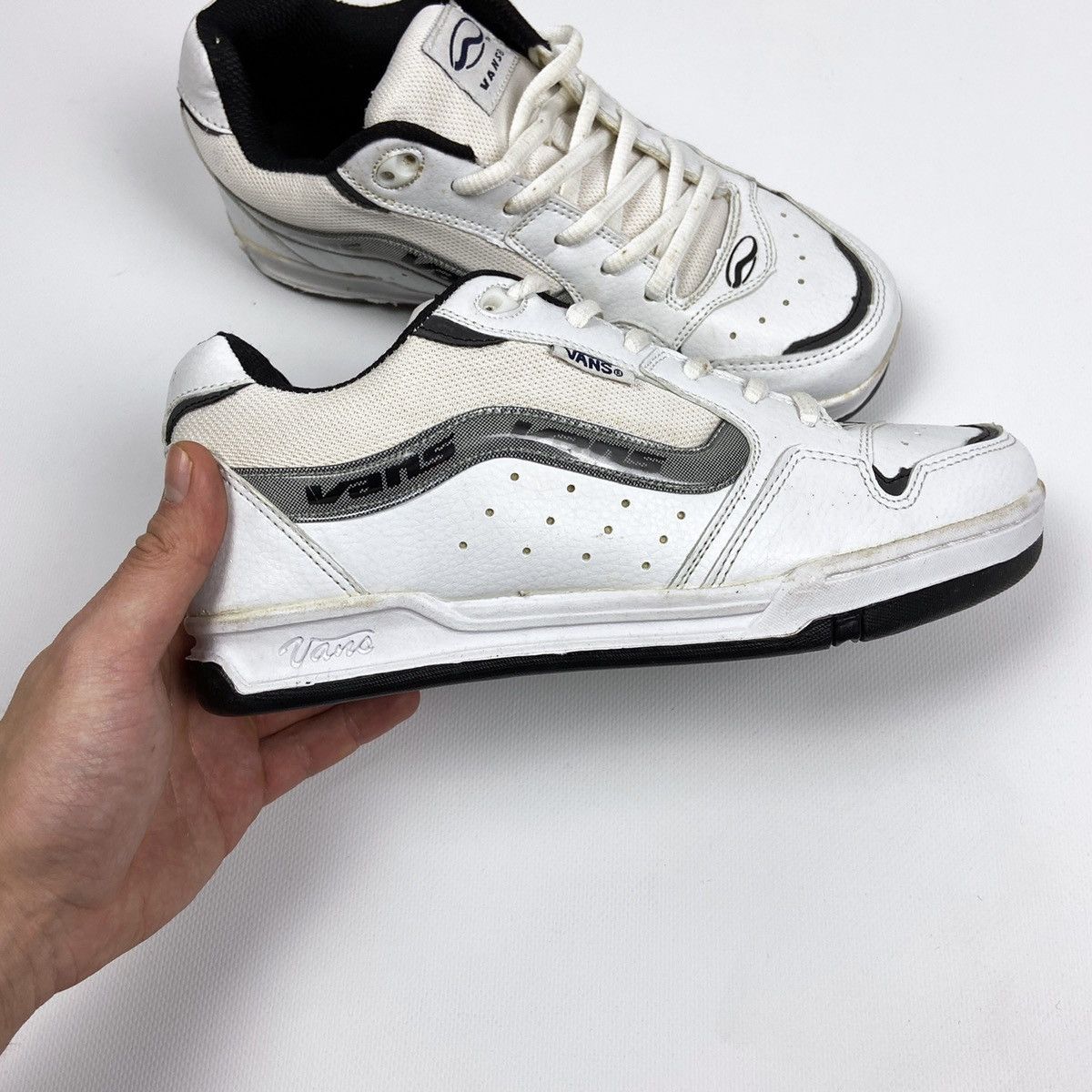 Vans Vintage 90s Rare Grail Vans XLT Pro Skateboarding shoes Size US 7 / EU 40 - 11 Thumbnail