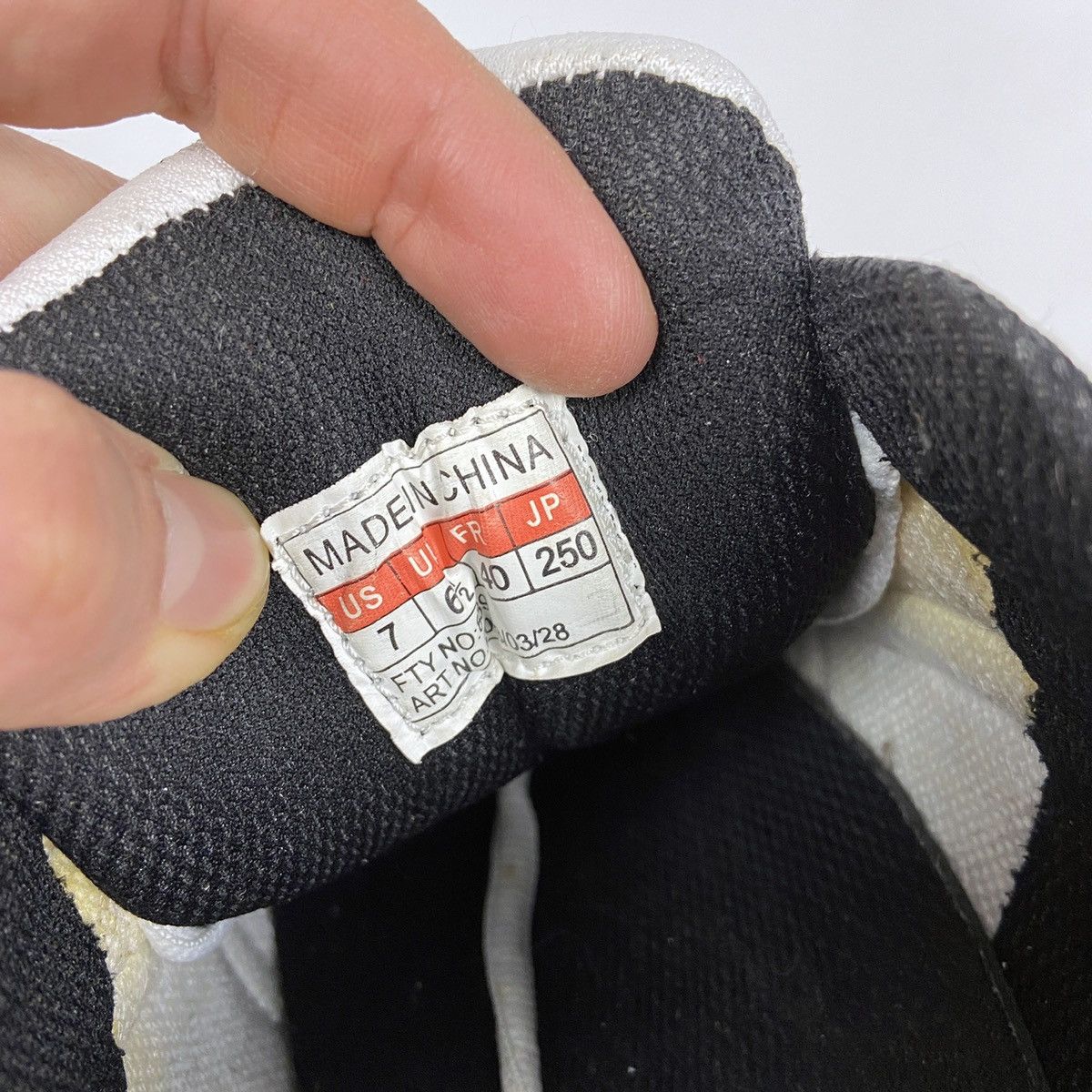 Vans Vintage 90s Rare Grail Vans XLT Pro Skateboarding shoes Size US 7 / EU 40 - 13 Thumbnail