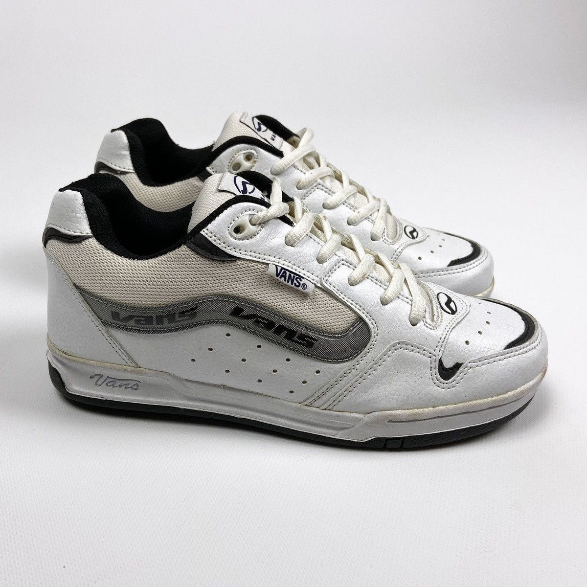Vans Vintage 90s Rare Grail Vans XLT Pro Skateboarding shoes Size US 7 / EU 40 - 2 Thumbnail