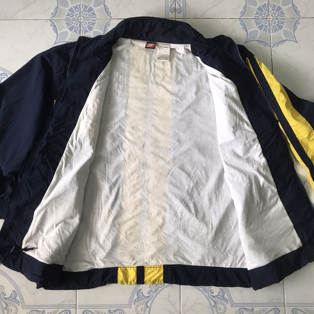 Nike × Sports Specialties × Vintage Vtg Nike Team Sports Nylon Jacket Size US XL / EU 56 / 4 - 14 Thumbnail