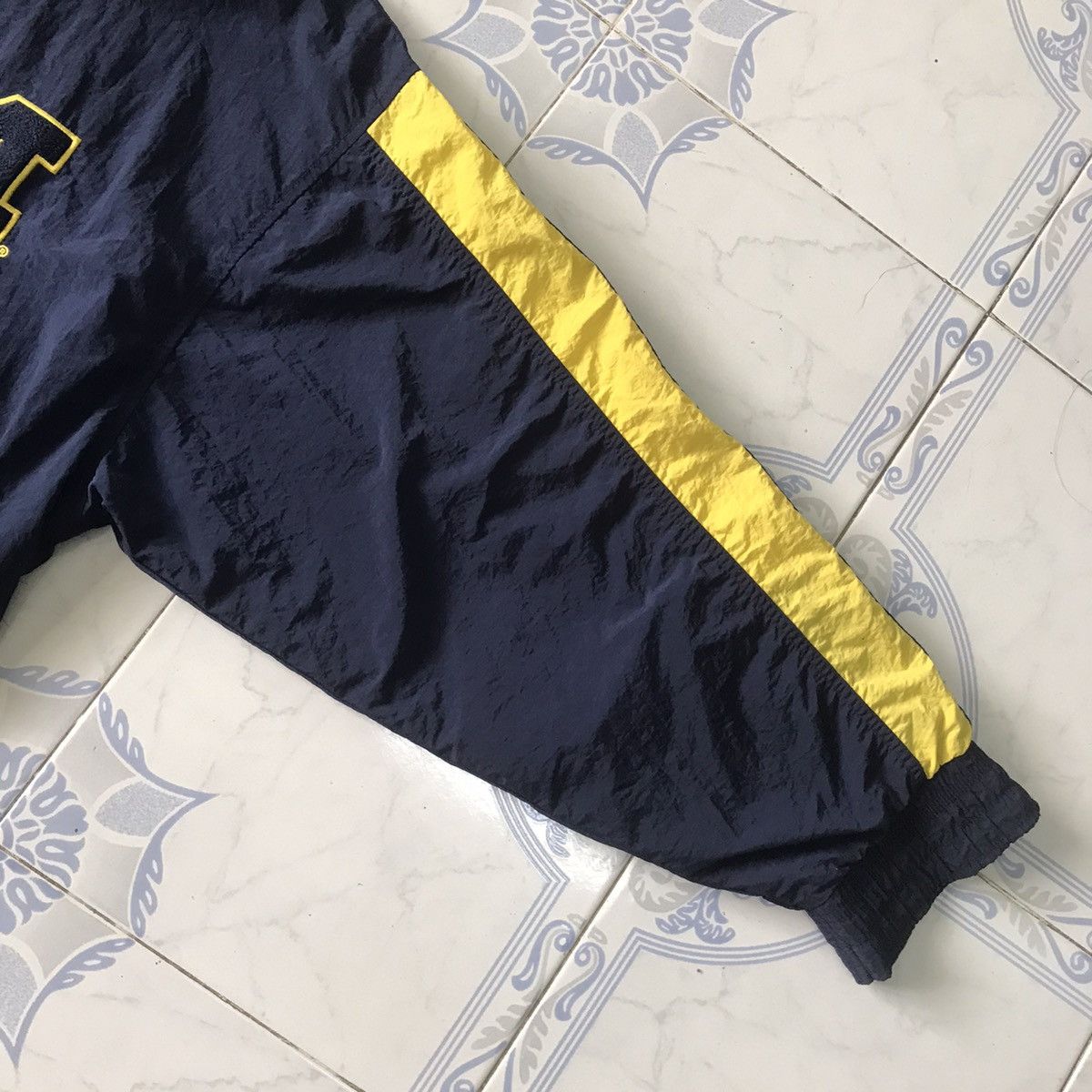 Nike × Sports Specialties × Vintage Vtg Nike Team Sports Nylon Jacket Size US XL / EU 56 / 4 - 7 Thumbnail