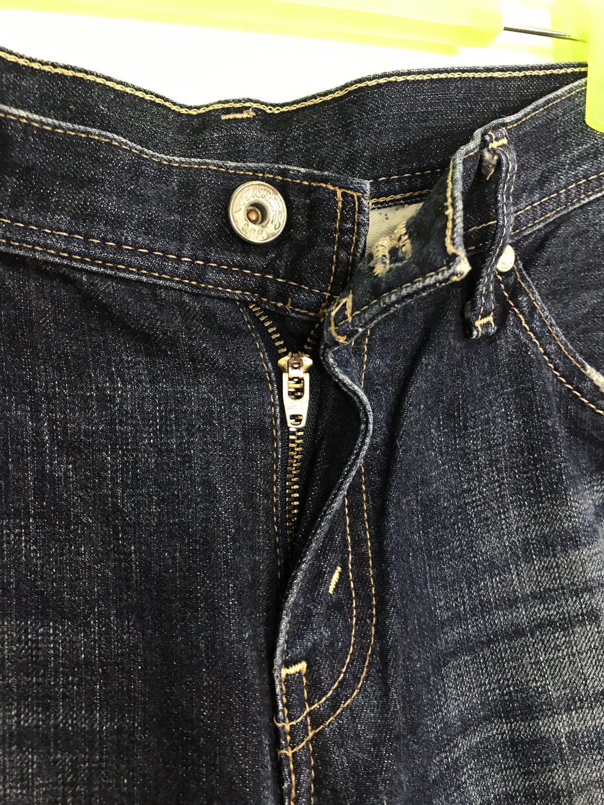 Levi's Vintage Clothing Vintage Levi’s Design Buckle Back Jeans style Size US 32 / EU 48 - 8 Thumbnail