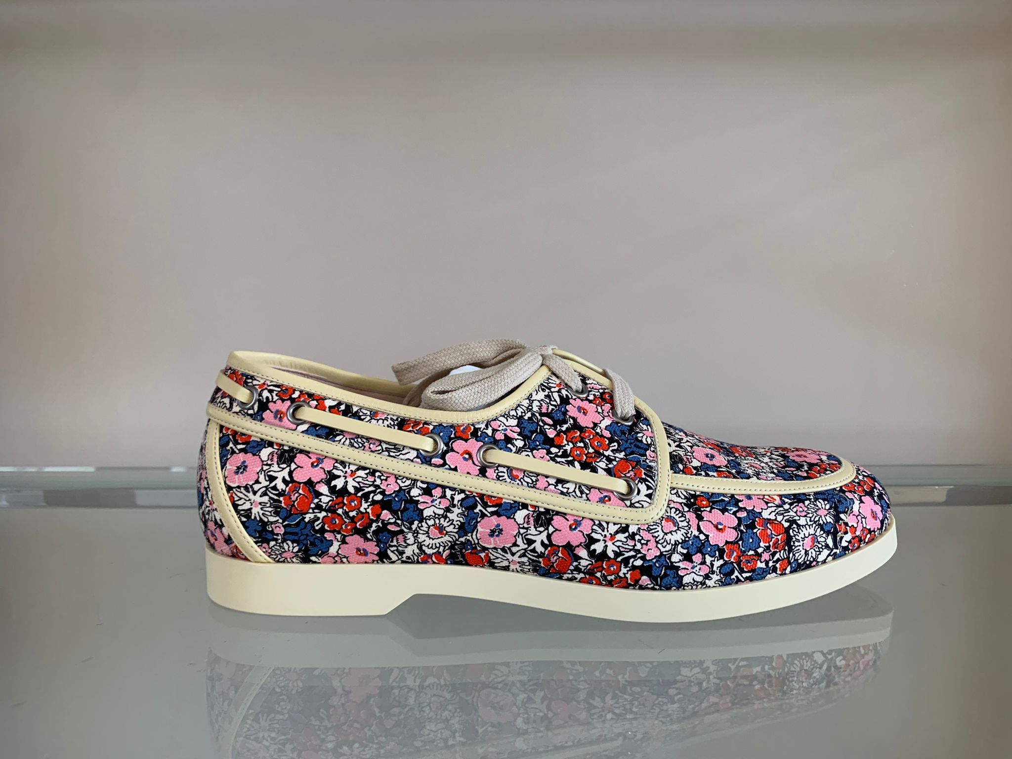 Gucci o1rshd1 Miro Soft Boat Shoes in Floral Size US 10.5 / EU 43-44 - 2 Thumbnail