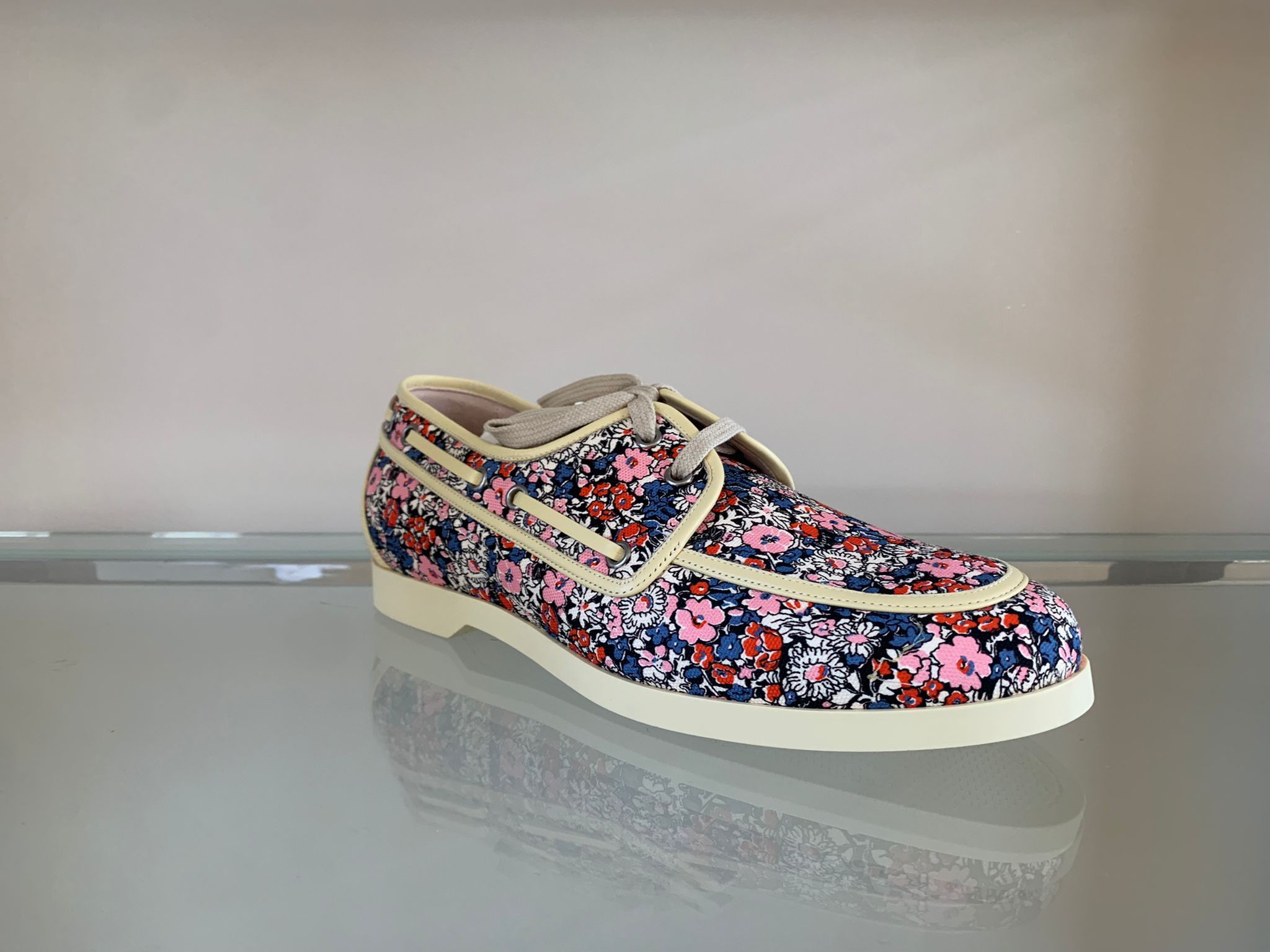 Gucci o1rshd1 Miro Soft Boat Shoes in Floral Size US 10.5 / EU 43-44 - 1 Thumbnail