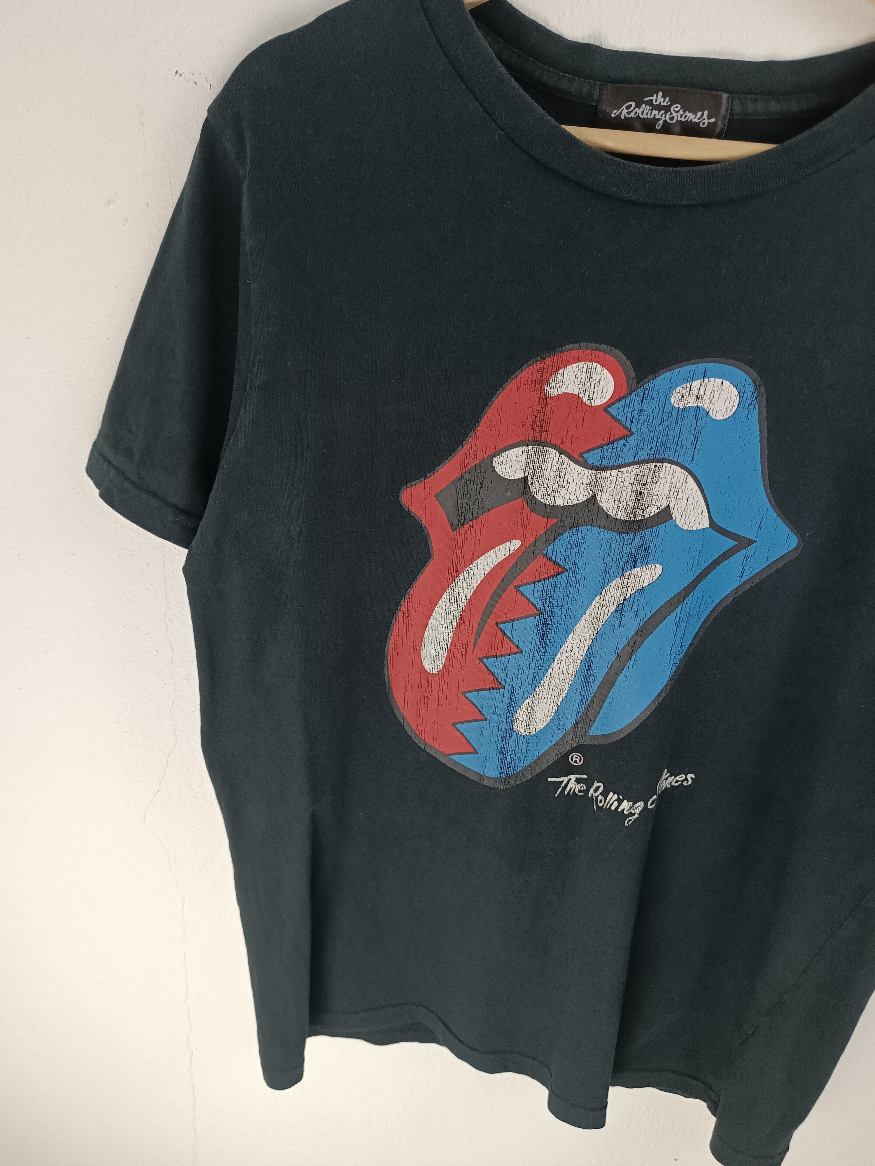 Band Tees THRASHED FADED VINTAGE ROLLING STONES zeppelin aerosmith u2 Size US S / EU 44-46 / 1 - 6 Thumbnail
