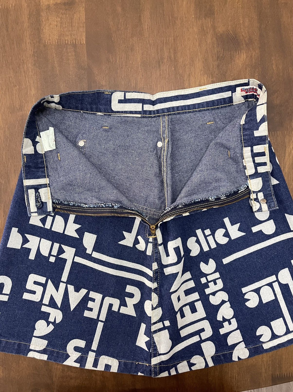 Hysteric Glamour Hysteric Glamour Spellout Kinky Slick Denim Skirt Size 27" / US 4 / IT 40 - 3 Thumbnail