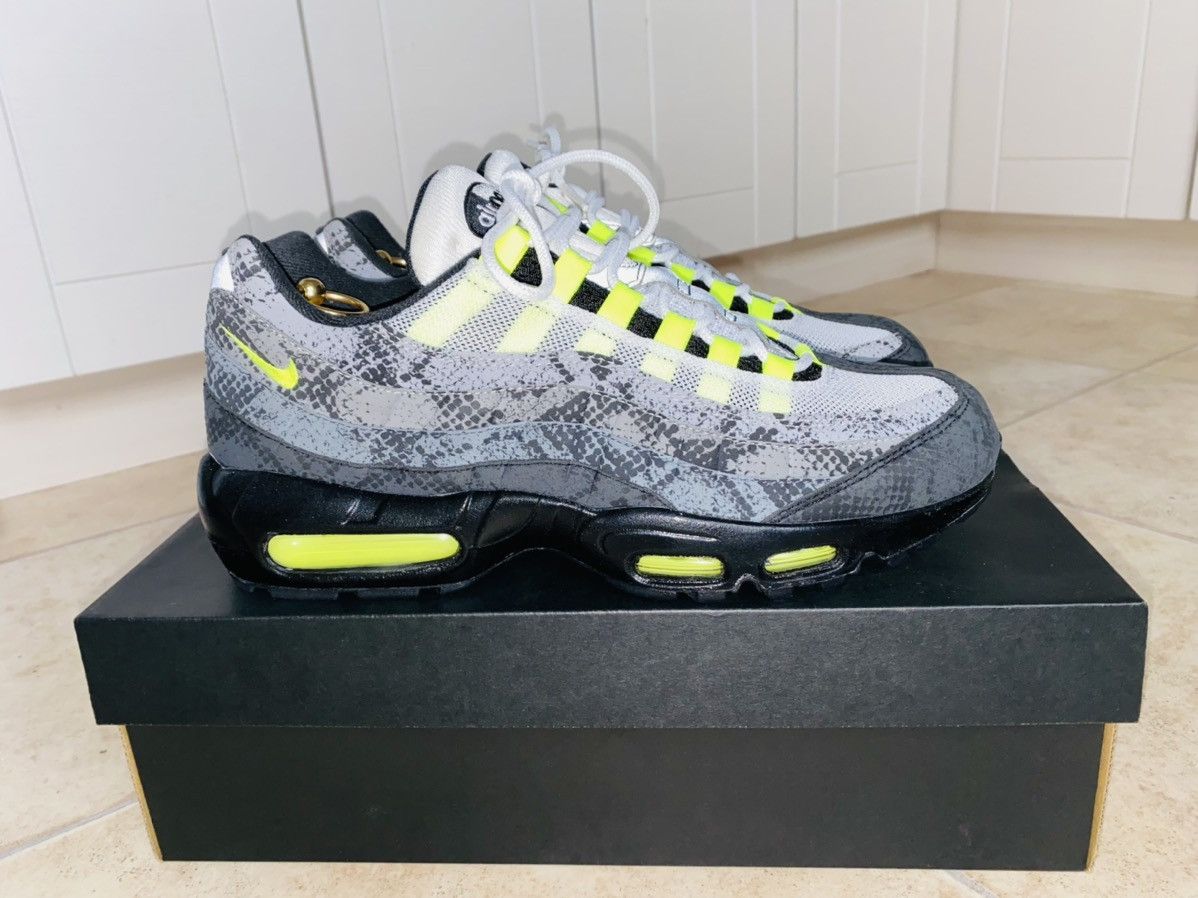 Japanese Brand × Nike × atmos NikeLab Air Max 95 🆔 Snakeskin Neon Tn Size US 9.5 / EU 42-43 - 7 Thumbnail