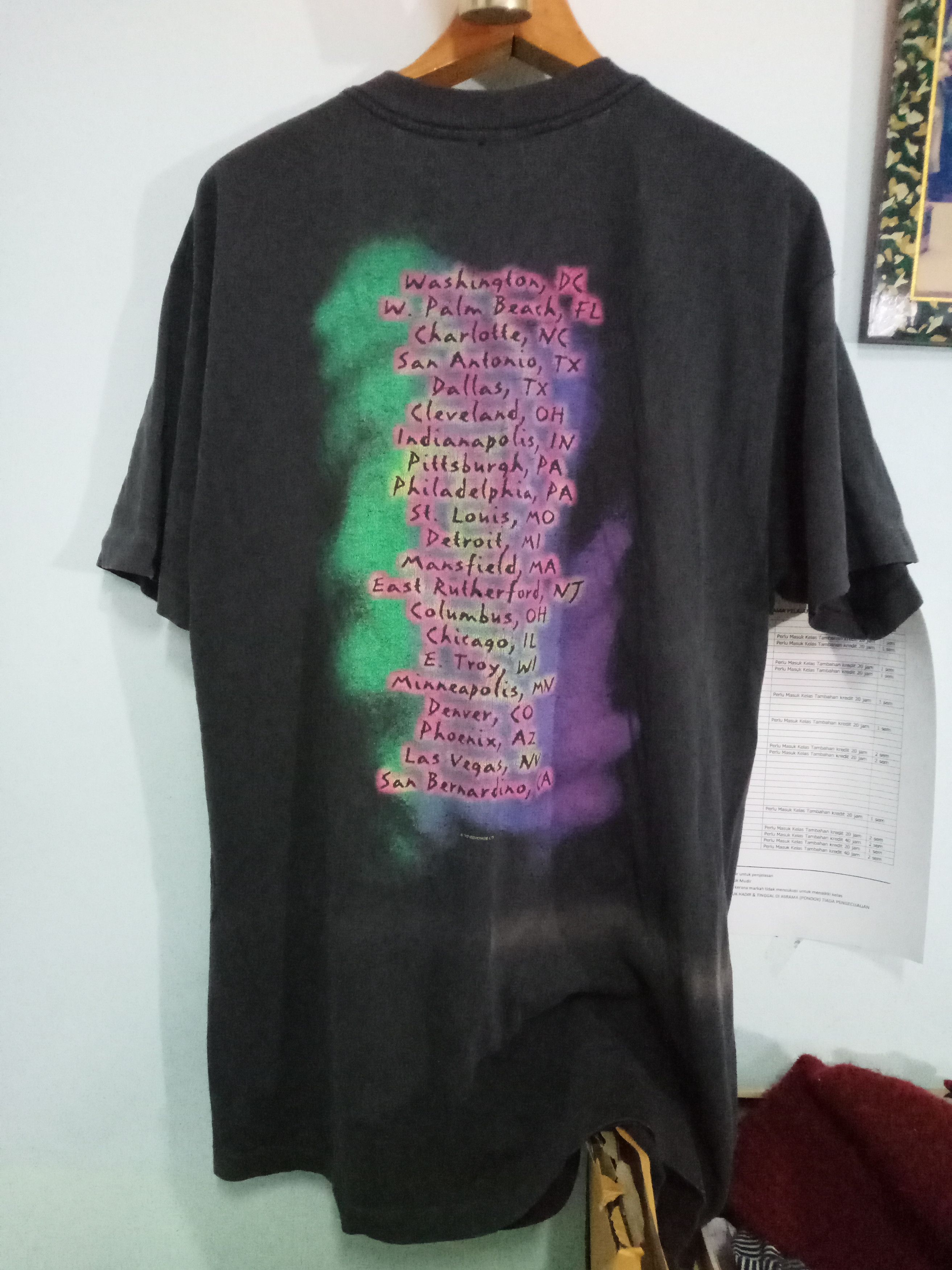 Band Tees vintage 90s Ozzy Osbourne concert fest 1997 distressed Size US XL / EU 56 / 4 - 2 Thumbnail