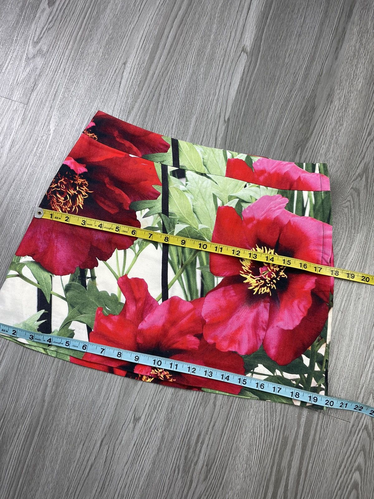 Paul Smith Chelsea Garden S/S 2010 X Paul Smith Floral mini skirt Size 29" - 9 Thumbnail
