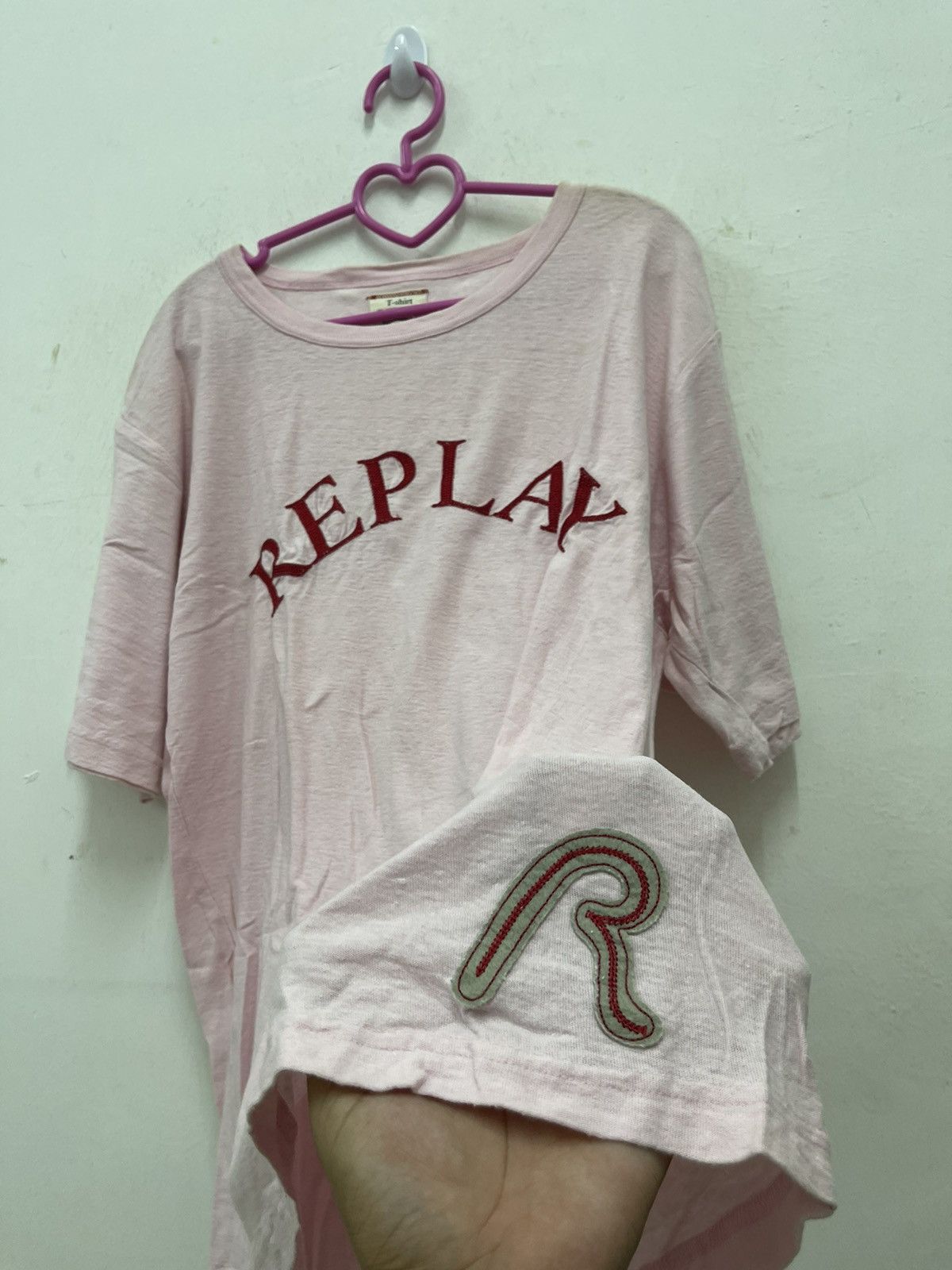 Replay Rare Vintage REPLAY Spell Out Embroidered Tee Size US L / EU 52-54 / 3 - 3 Thumbnail