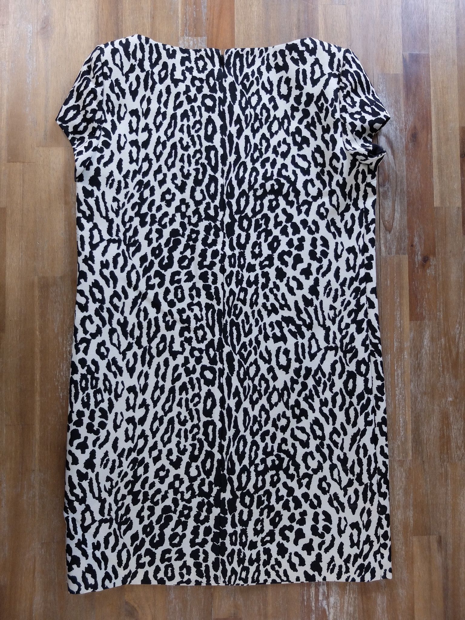 Saint Laurent Paris SAINT LAURENT leopard animal print mini dress 40 FR / 8 US q Size M / US 6-8 / IT 42-44 - 7 Thumbnail