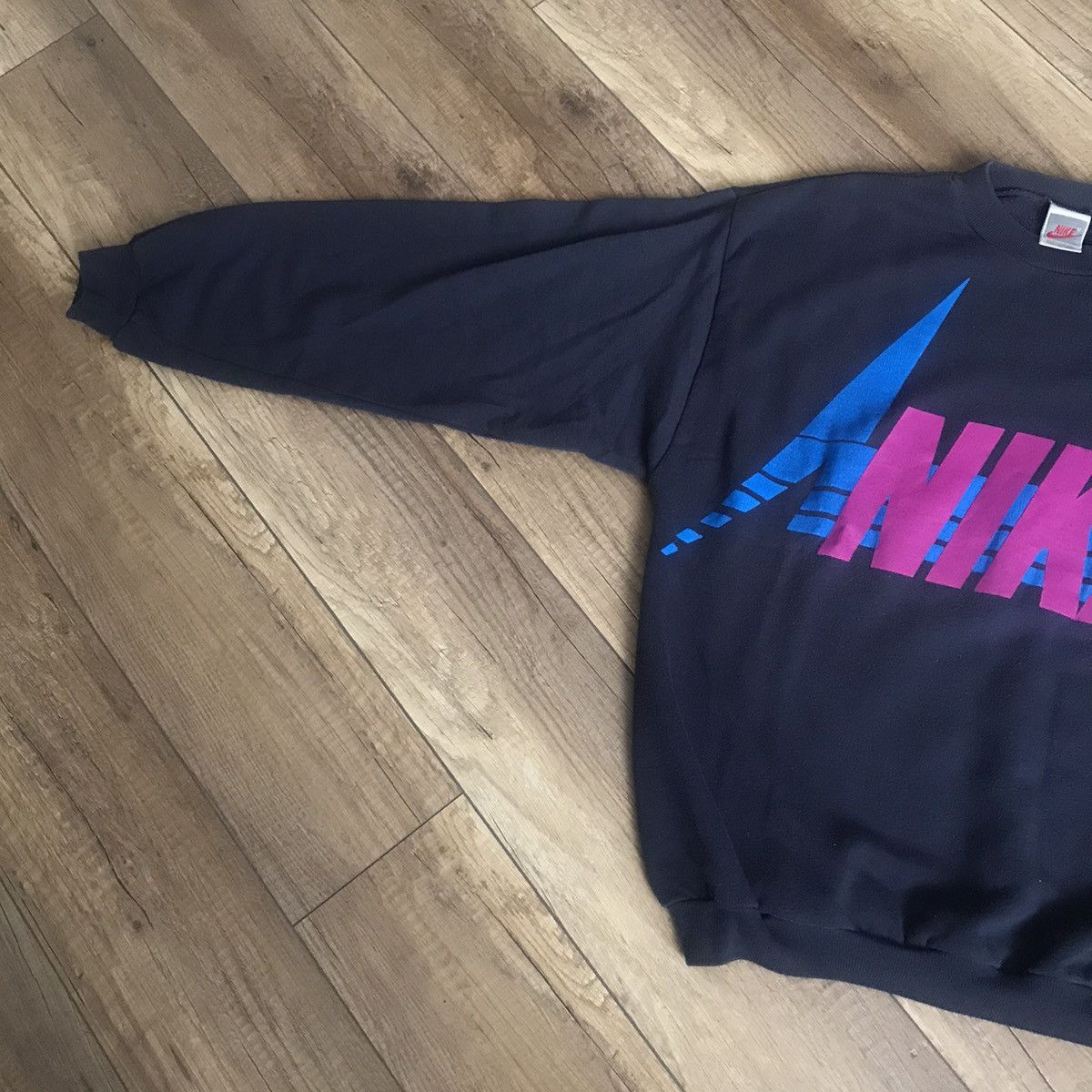Nike Nike sweatshirt vintage big logo 90s Size US M / EU 48-50 / 2 - 10 Thumbnail