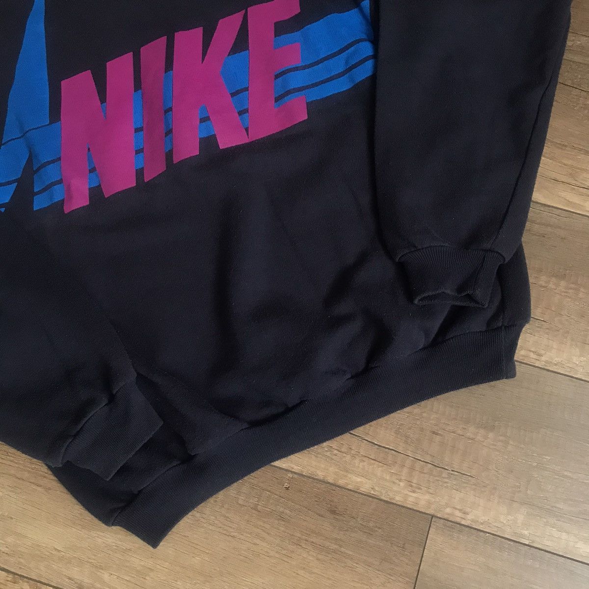 Nike Nike sweatshirt vintage big logo 90s Size US M / EU 48-50 / 2 - 4 Thumbnail
