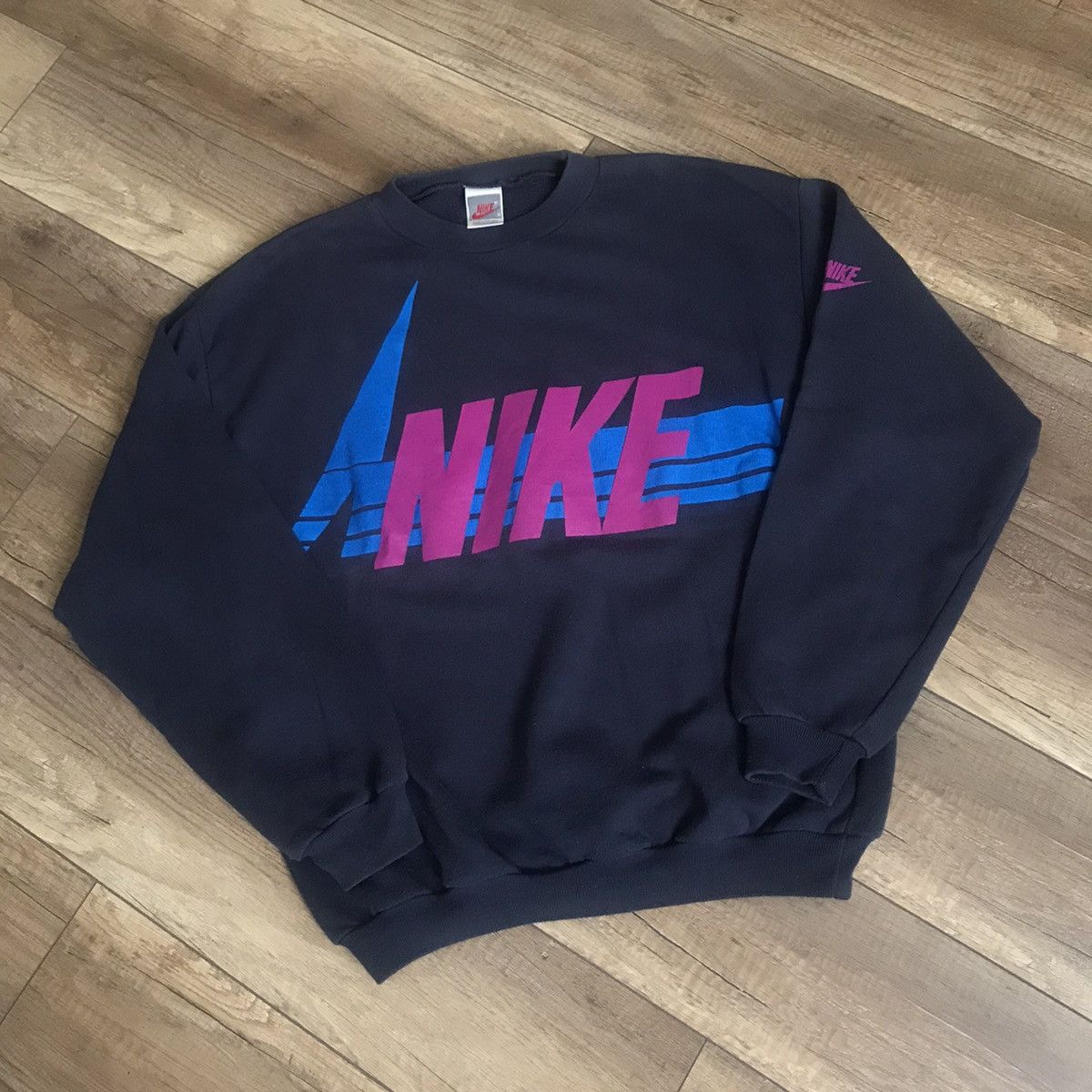 Nike Nike sweatshirt vintage big logo 90s Size US M / EU 48-50 / 2 - 2 Thumbnail