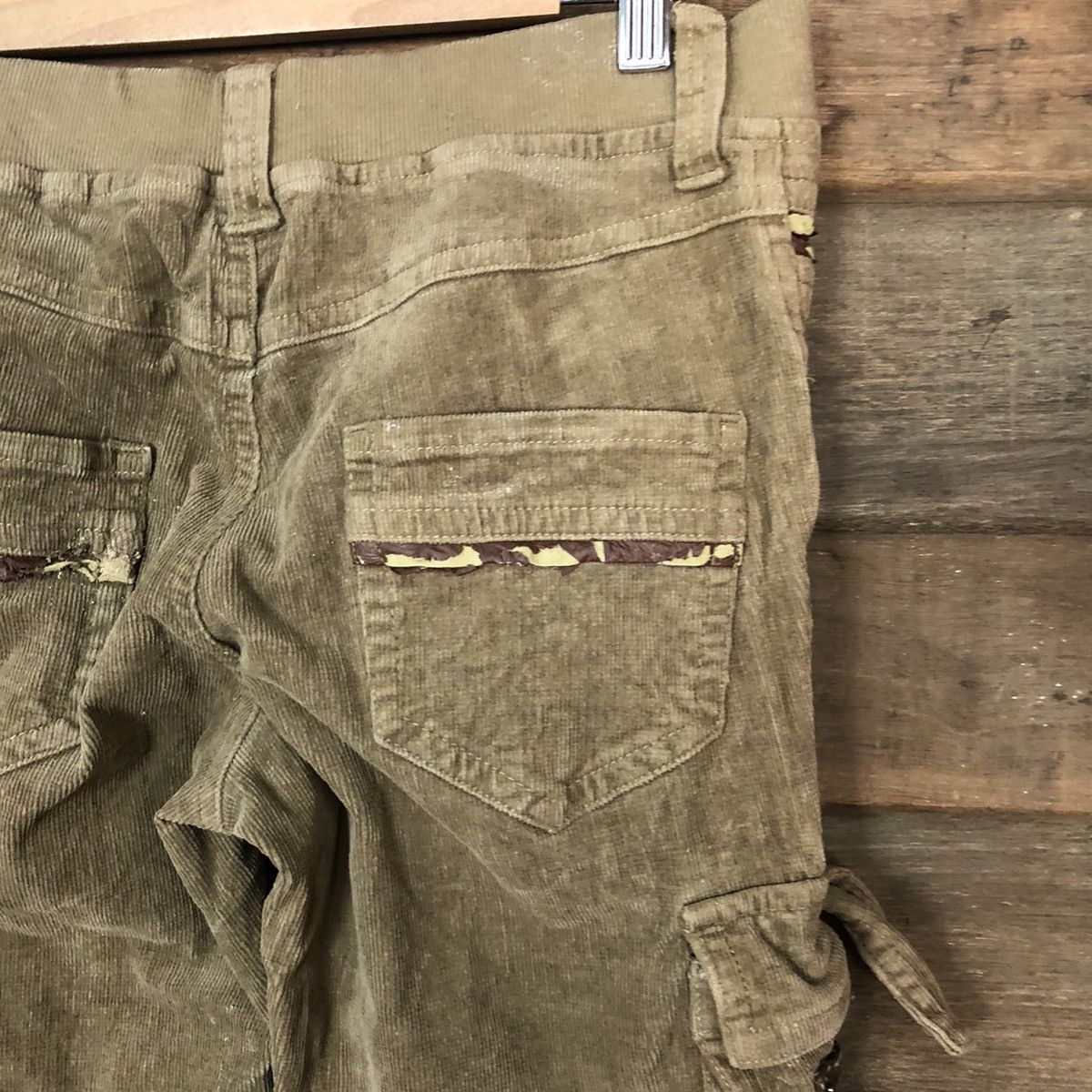 Grailed DL On Sa Off Brown corduroy utility Cargo Pants #7081 Size 26" / US 2 / IT 38 - 14 Thumbnail