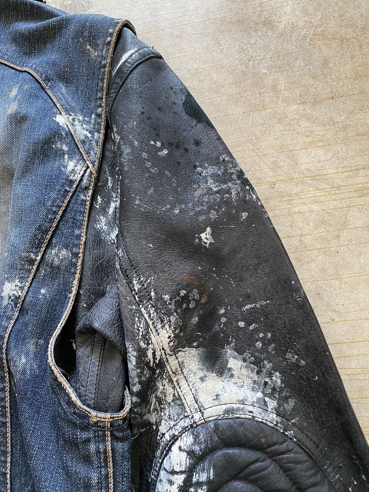 Le Grande Bleu (L.G.B.) Vtg L.G.B Bondage leather hybrid removable paint Size US M / EU 48-50 / 2 - 20 Thumbnail