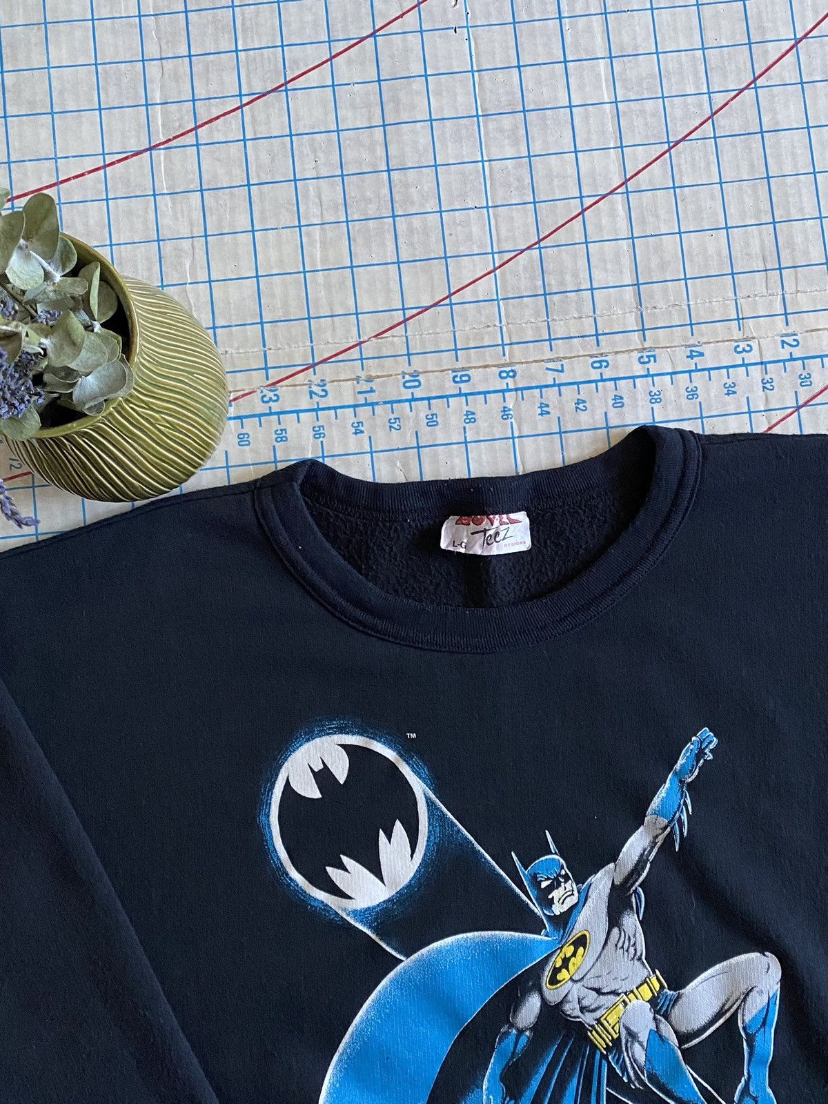 DC Comics Vintage Novel Teez Batman Crewneck Sweater Fits Medium 80s Size US M / EU 48-50 / 2 - 3 Thumbnail