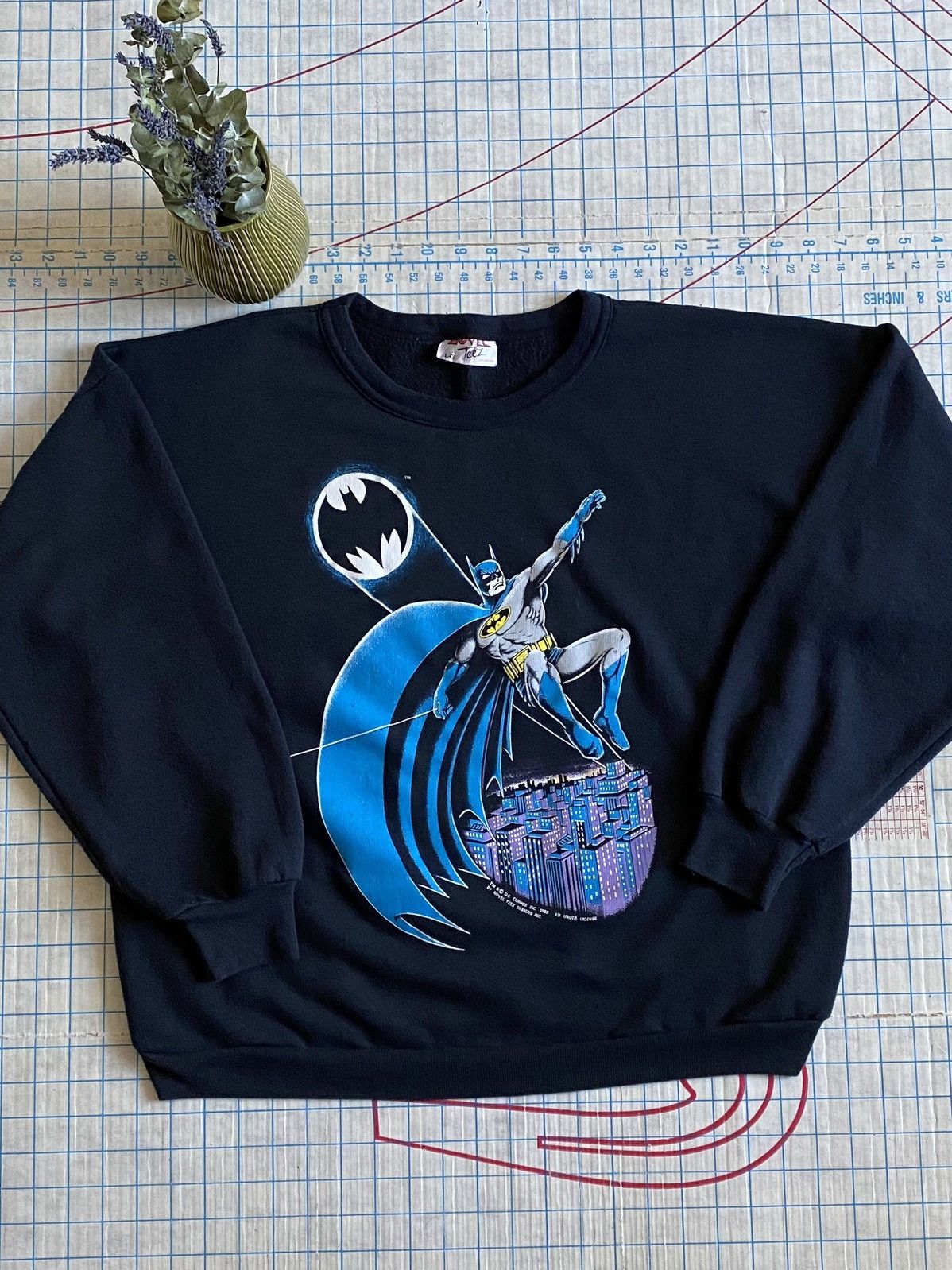 DC Comics Vintage Novel Teez Batman Crewneck Sweater Fits Medium 80s Size US M / EU 48-50 / 2 - 1 Thumbnail