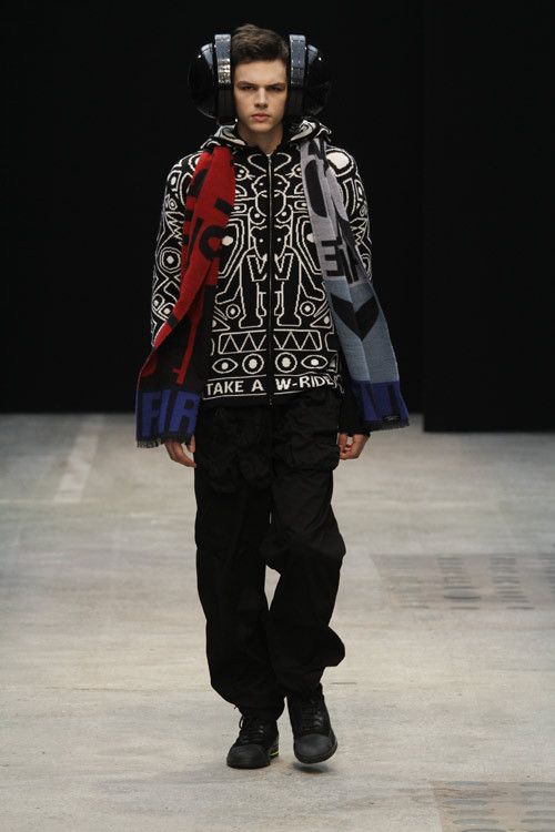 Walter Van Beirendonck GRAIL! FW11 Zip wool hoodie Size US M / EU 48-50 / 2 - 1 Thumbnail