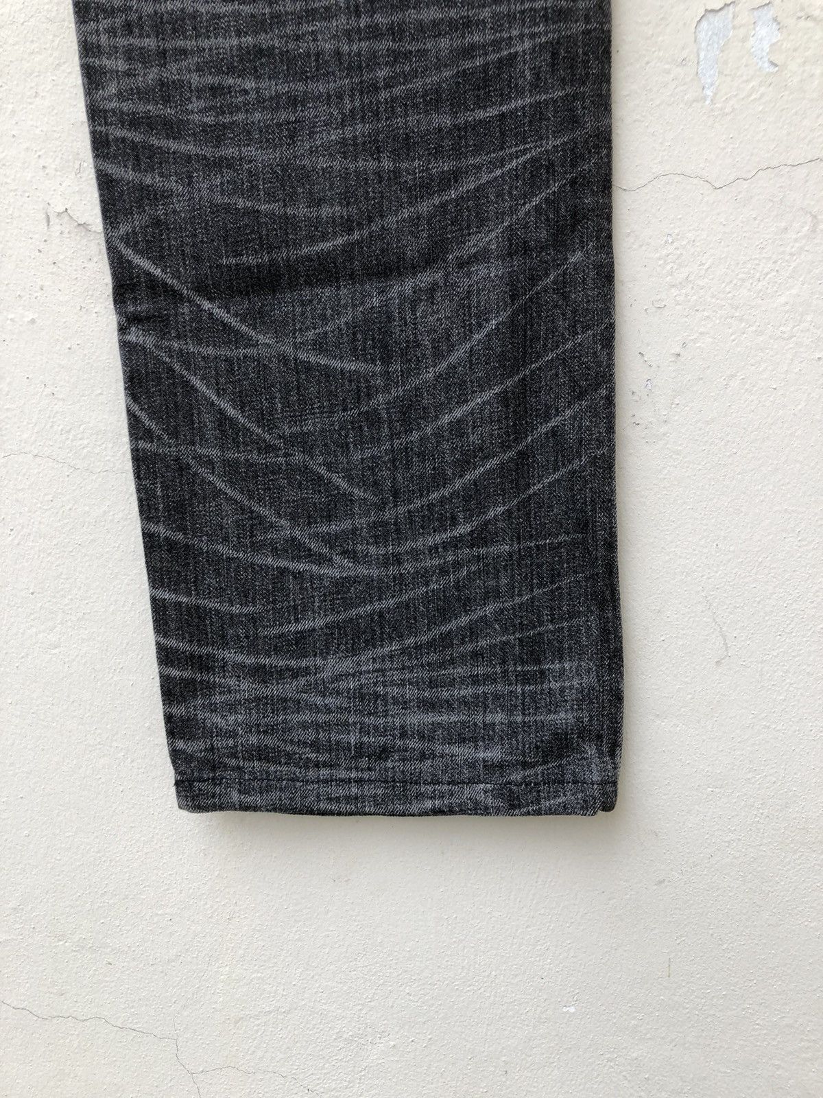 Lad Musician Vintage LAD MUSICIAN Japan Striped Fade Black Denim Jeans Size US 33 - 22 Thumbnail