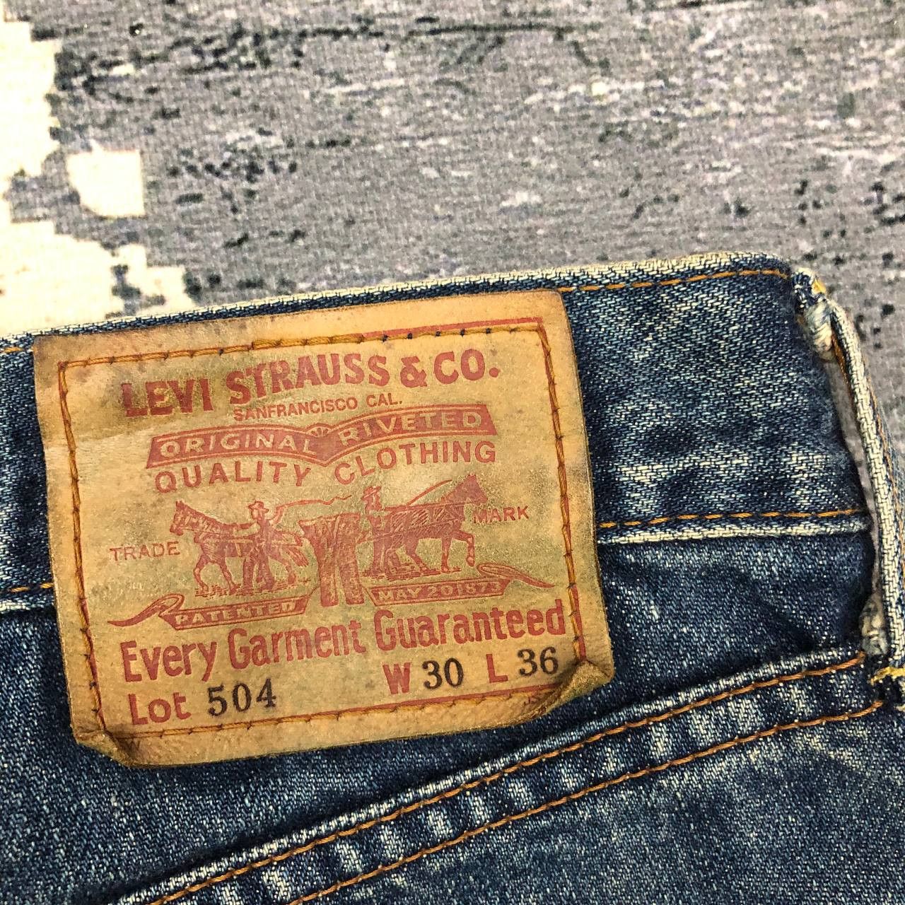Levi's × Levi's Vintage Clothing P98 VTG LEVI'S 504 DENIM JEANS Size US 31 - 6 Thumbnail