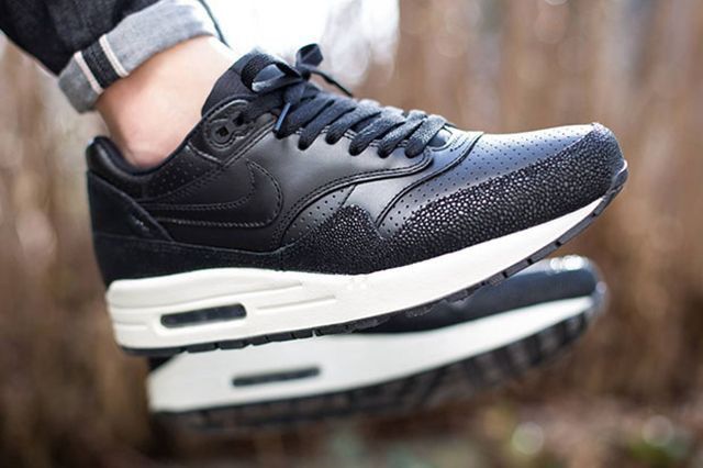 Nike × Patta × atmos NikeLab Air Max1 Safari 2015 Parra Fragment Supreme Clot Tn Size US 11 / EU 44 - 17 Thumbnail
