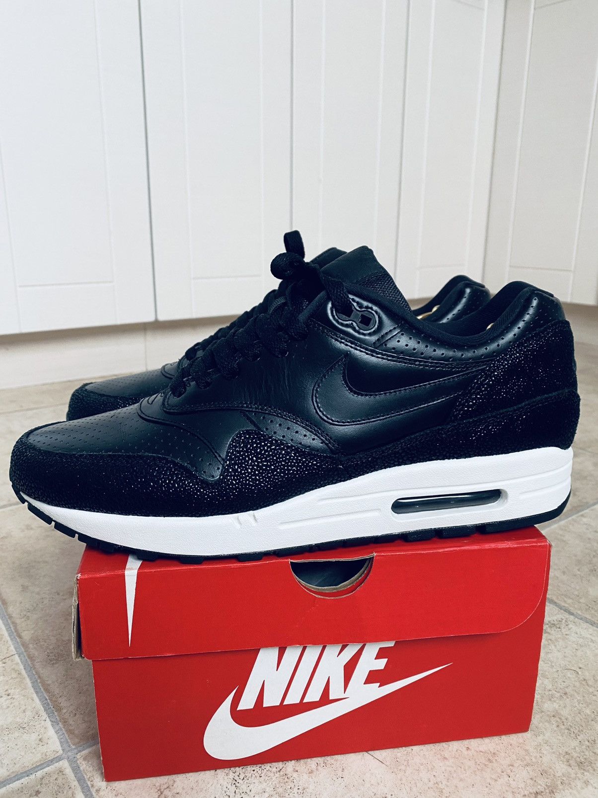 Nike × Patta × atmos NikeLab Air Max1 Safari 2015 Parra Fragment Supreme Clot Tn Size US 11 / EU 44 - 2 Thumbnail